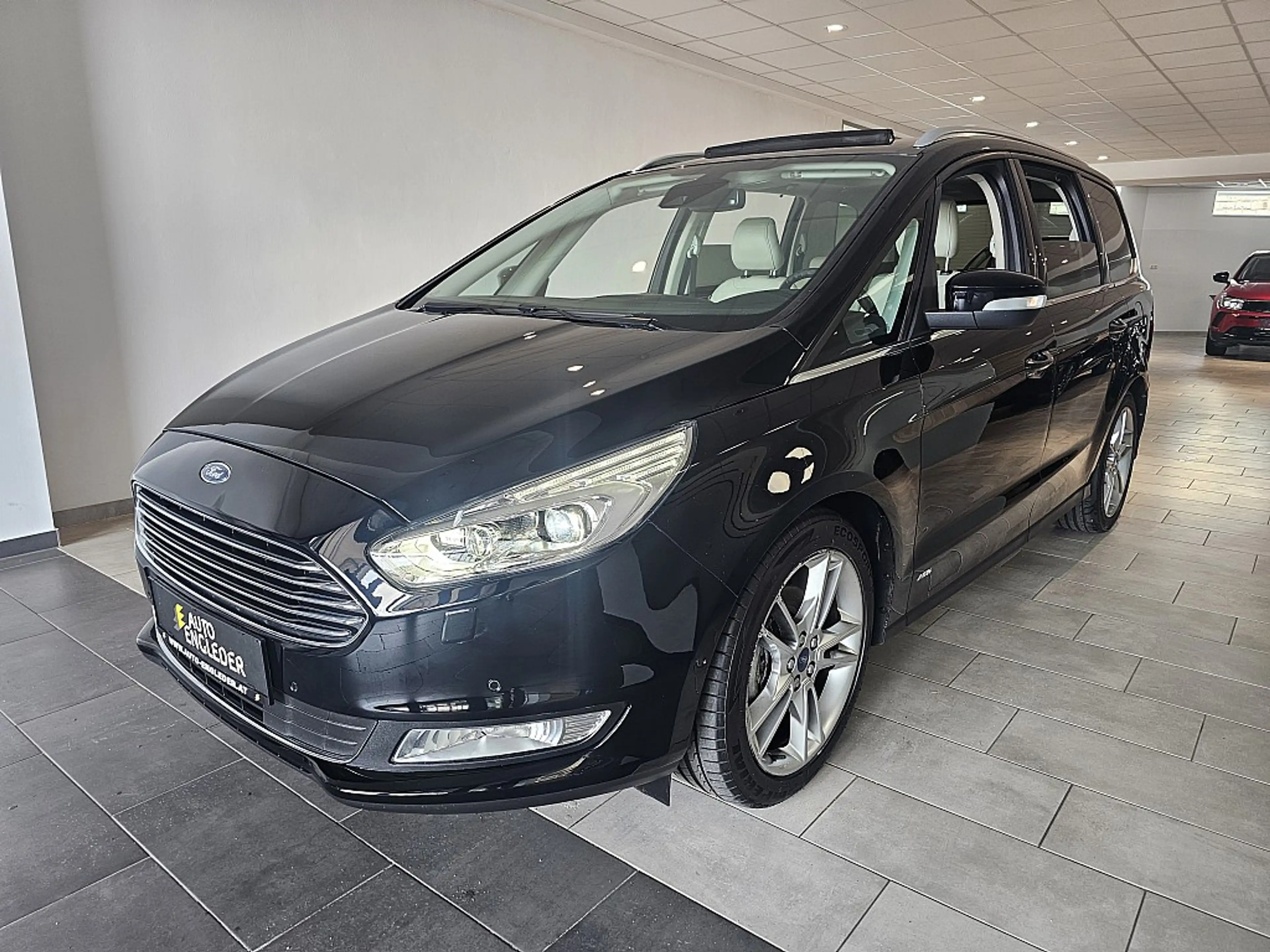 Ford Galaxy 2,0 TDCi AWD Titanium Start/Stop Powershift Tit... — photo 3