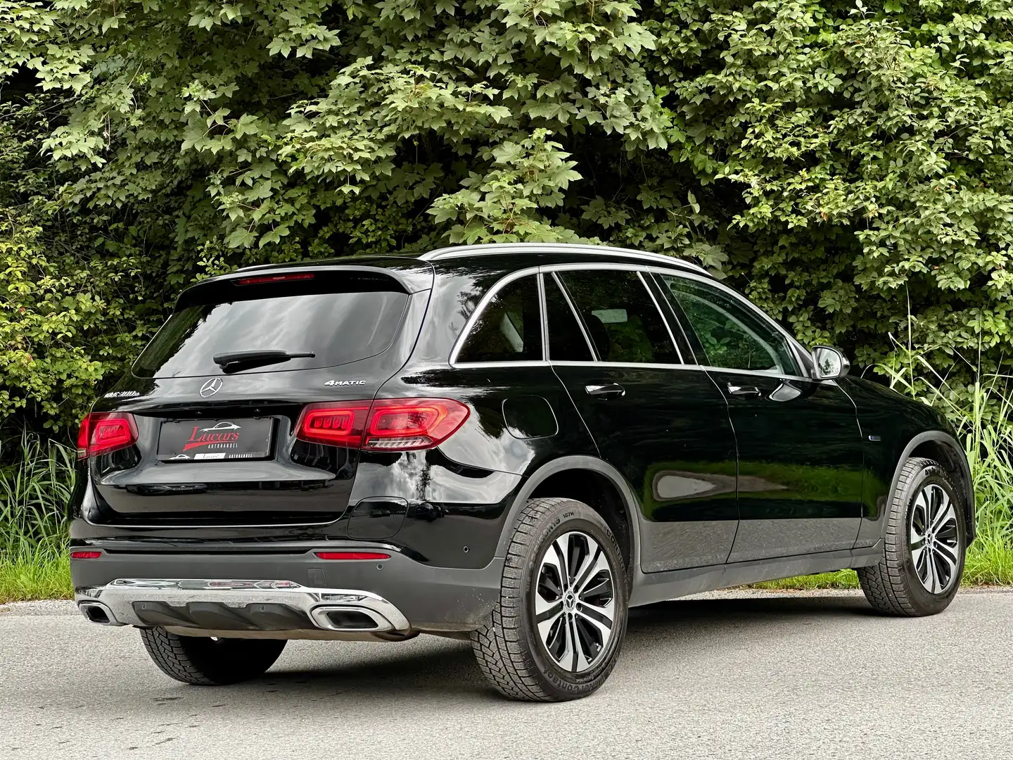 Mercedes-Benz GLC 300 e 4Matic Aut. PANO*LED*RFKAMERA*Facelift*1.Besitz* Negro - 2