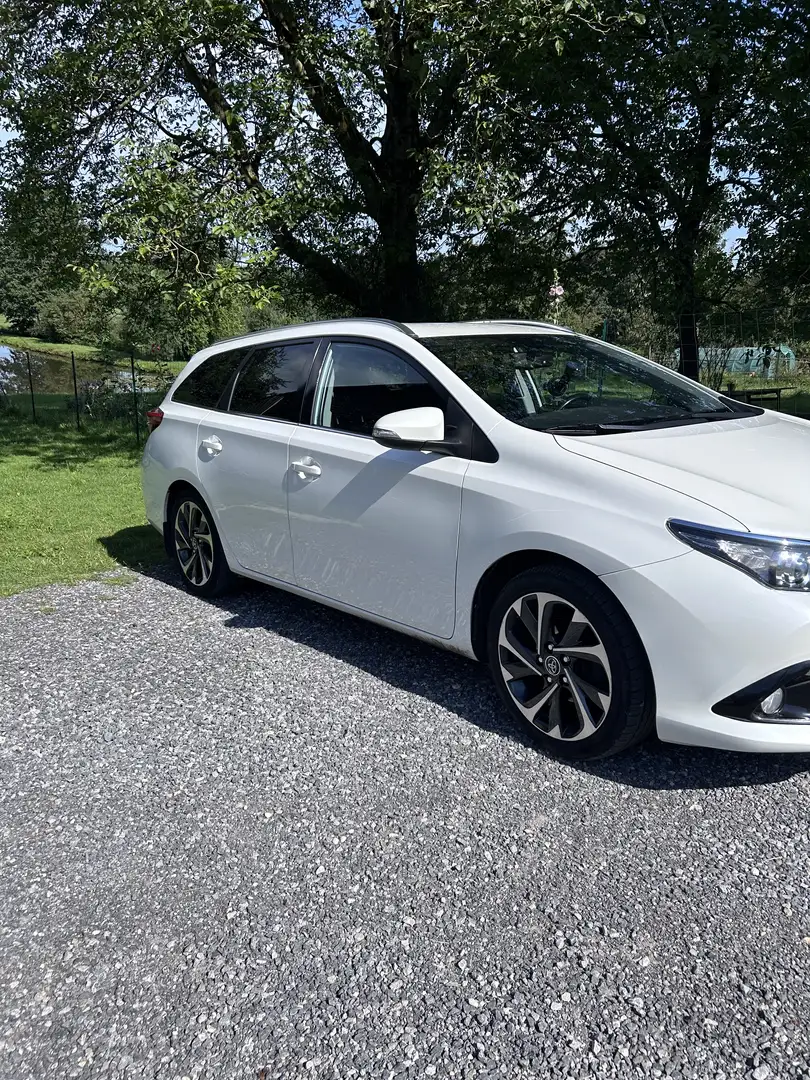 Toyota Auris Touring Sports 112 D-4D Dynamic Business - 2