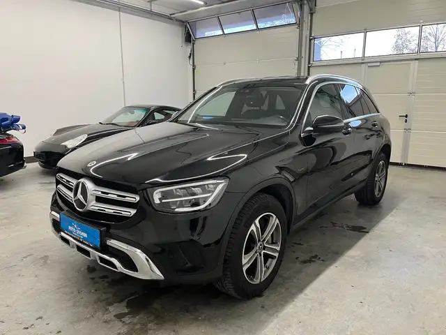 Mercedes-Benz GLC 300 de 4Matic*Comand*Kamera*ACC* AHK+LED+SHZ+2xKlima+K