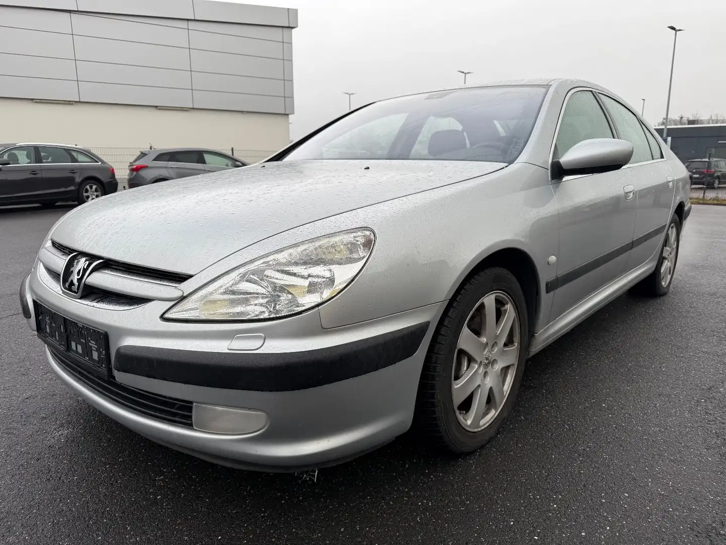 Peugeot 607 Silber - 1