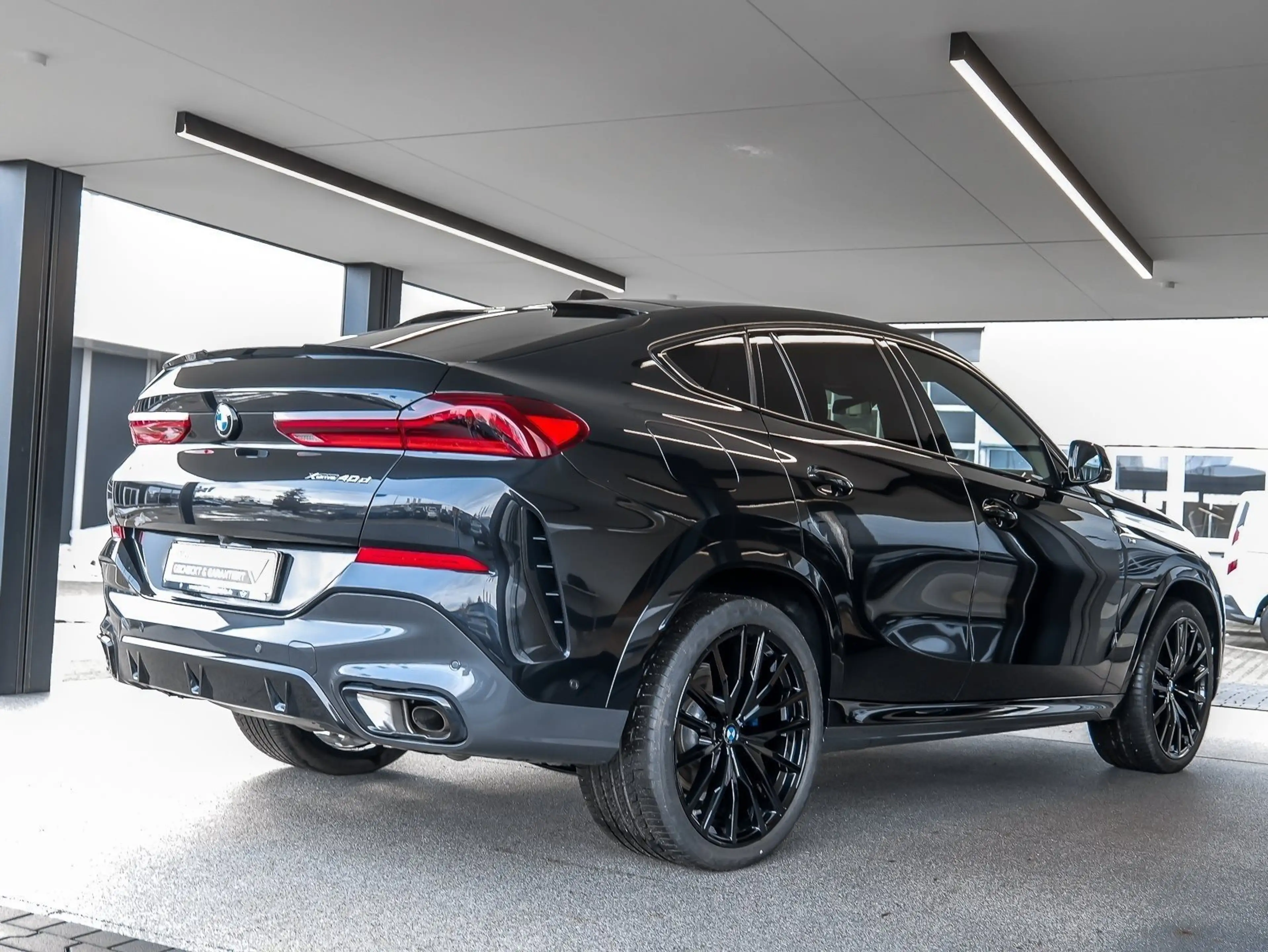 BMW X6 xDrive40d M SPORT PRO+AHK+HuD+H/K+DA PROF+360° — photo 2