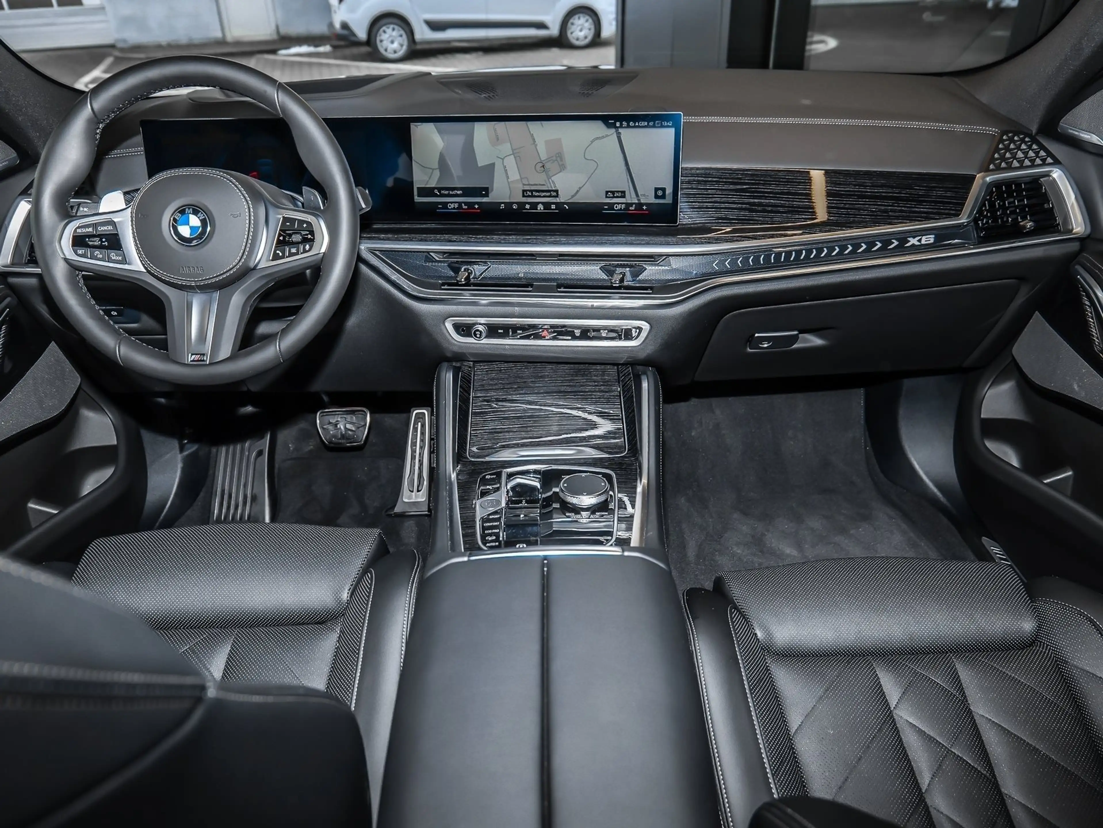 BMW X6 xDrive40d M SPORT PRO+AHK+HuD+H/K+DA PROF+360° — photo 14