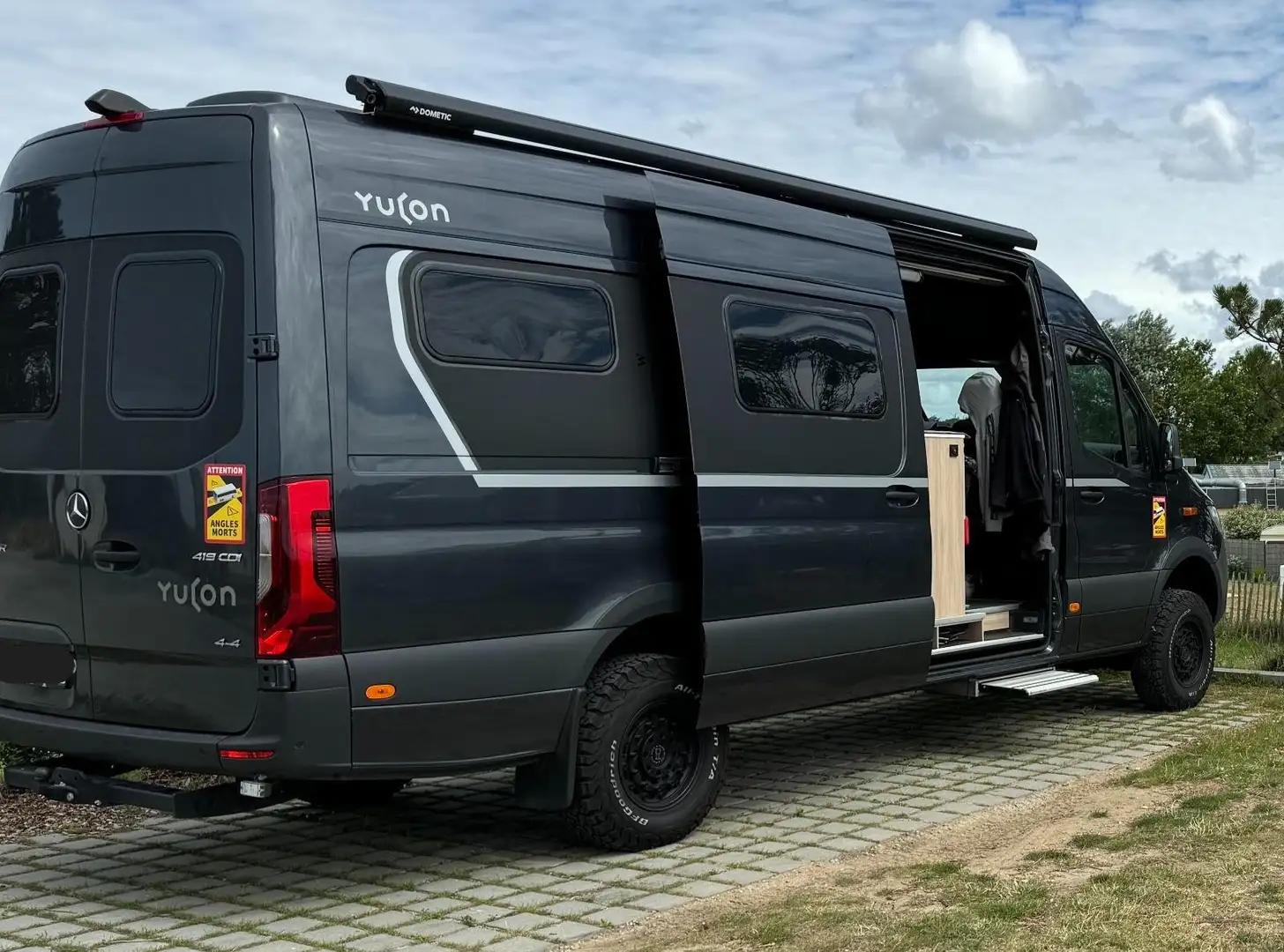 Caravans-Wohnm Frankia Yucon 7.0 GD 4x4 Grau - 1