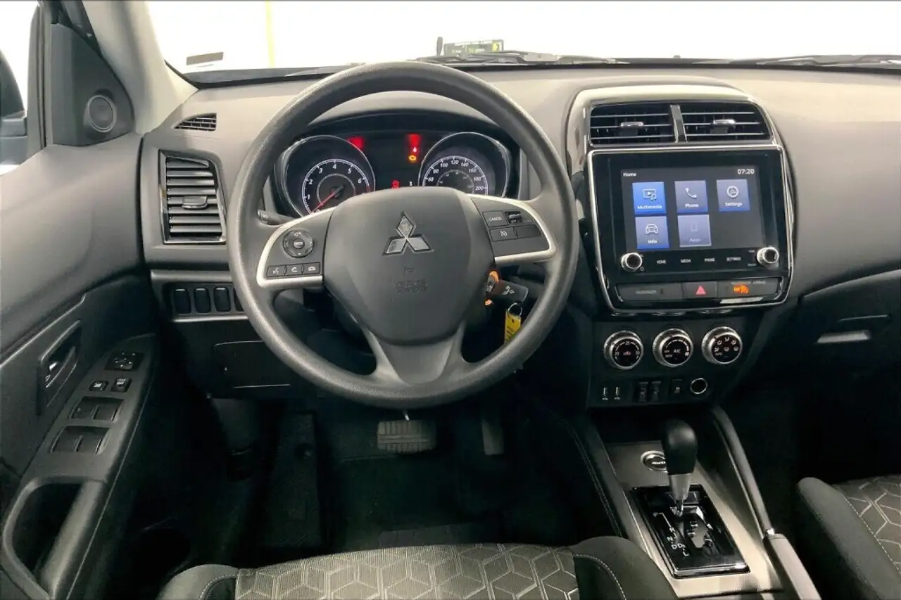 Mitsubishi RVR снимка Mitsubishi RVR