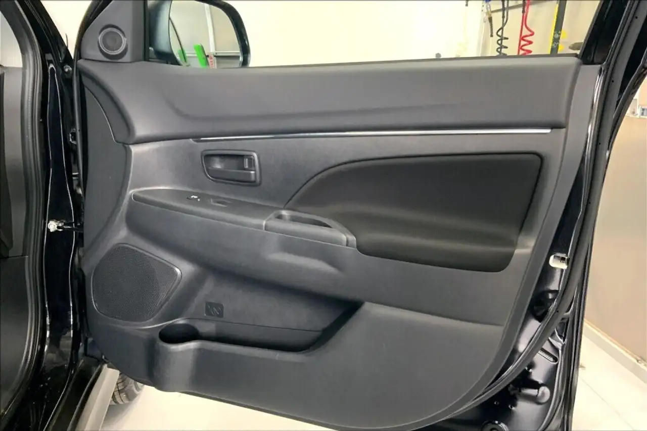 Mitsubishi RVR снимка Mitsubishi RVR