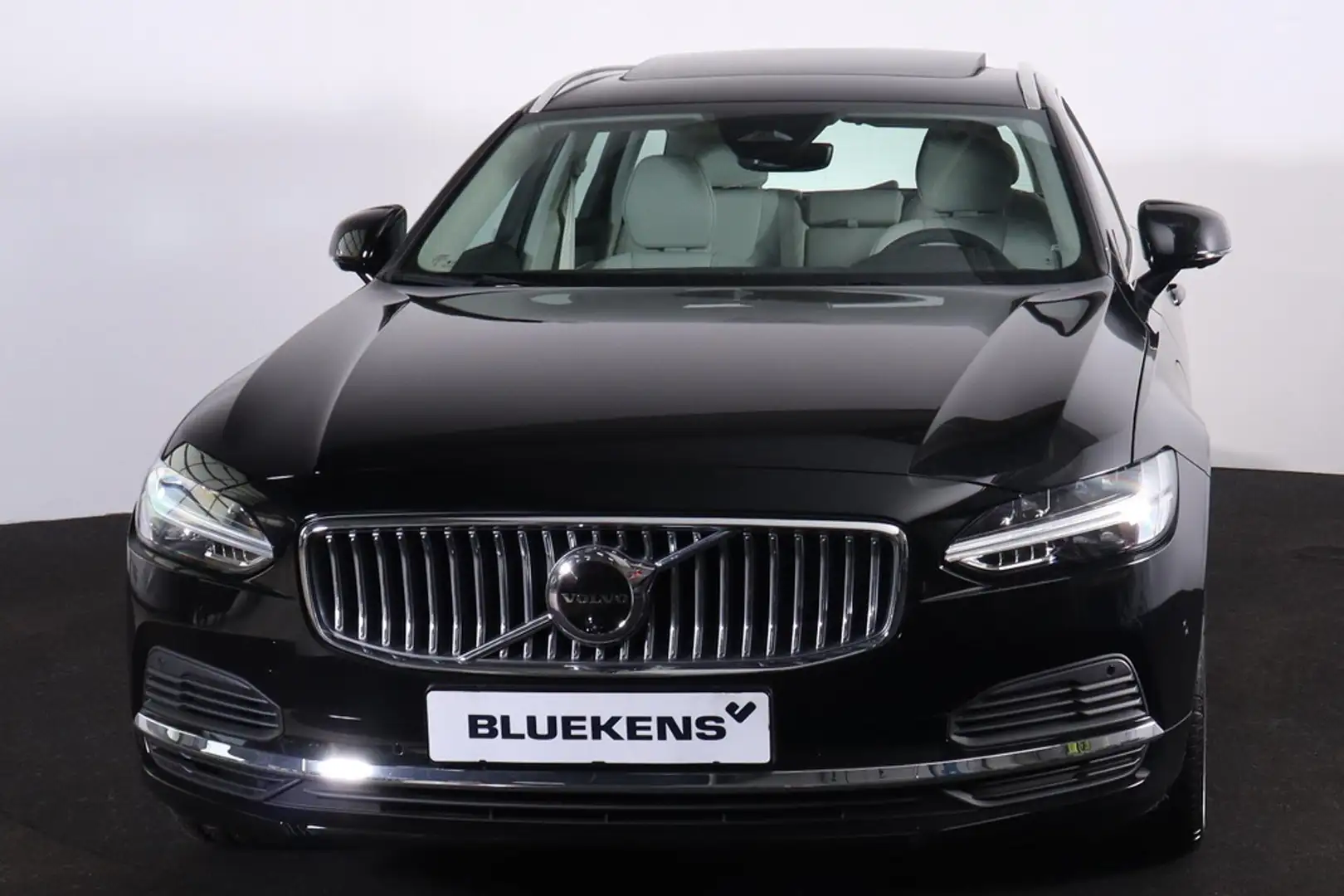 Volvo V90 T6 Recharge AWD Plus Bright - LONG RANGE - Panoram Zwart - 2