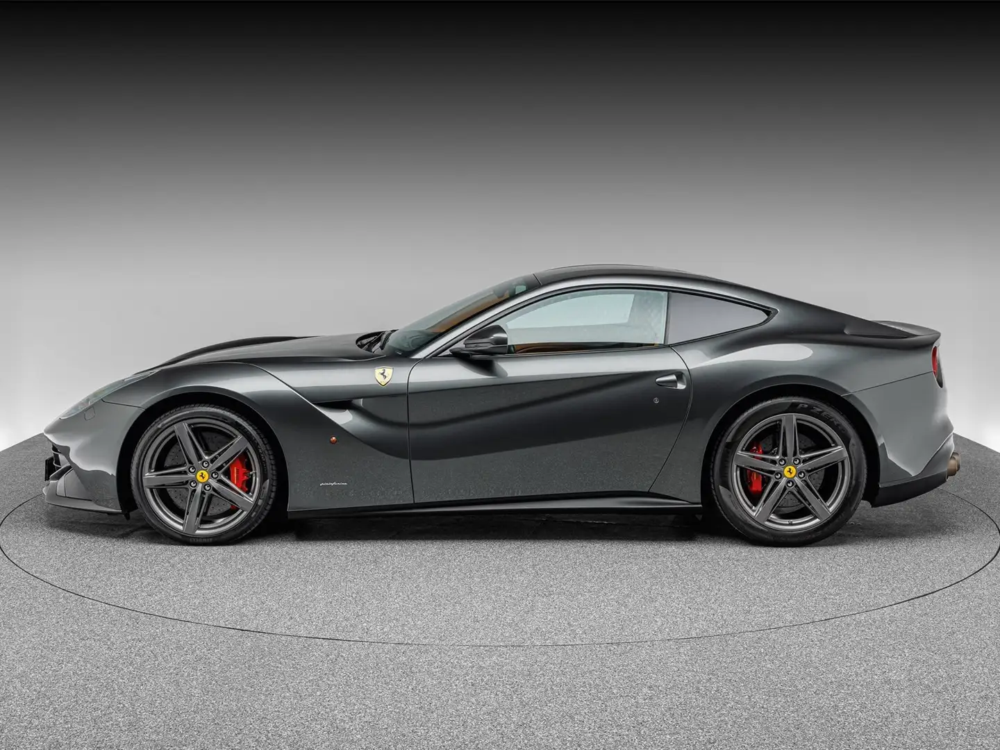 Ferrari F12 berlinetta Gris - 2