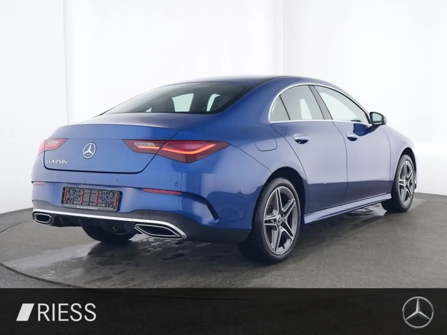 Mercedes-Benz CLA 250 e Coupé SpurW W-Paket S-Sitz KeyLess LM Niebieski - 2