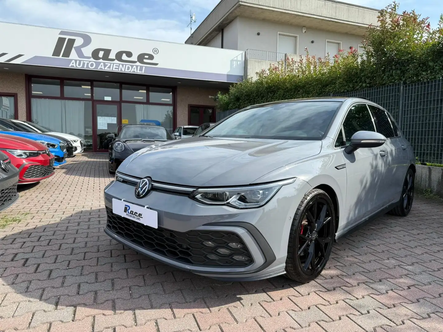 Volkswagen Golf GTD GTD 200cv DSG VARI COLORI E ALLESTIMENTI Grigio - 2