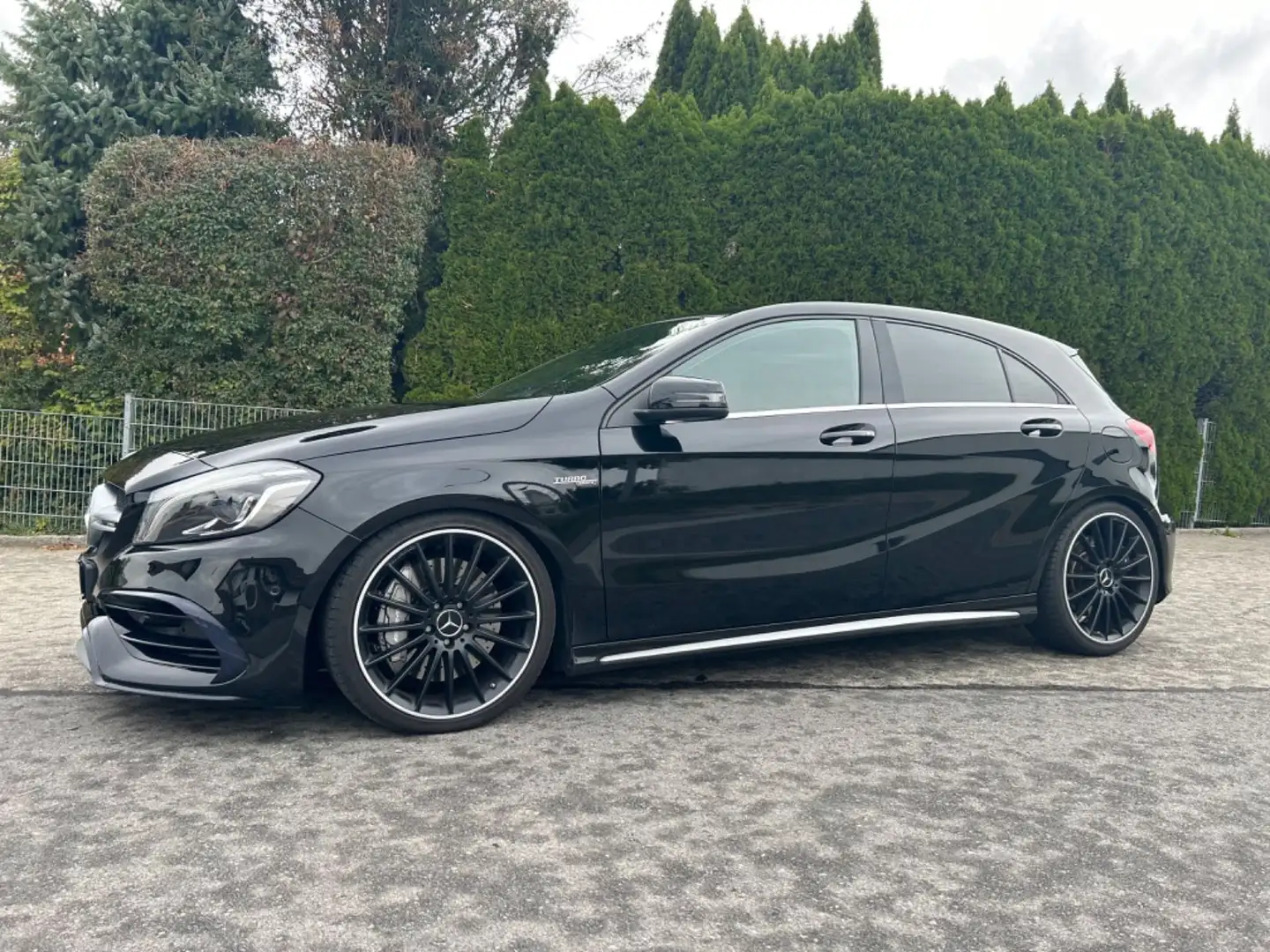 Mercedes-Benz A 45 AMG 4Matic!!H&R!Performance AGA! Schwarz - 1