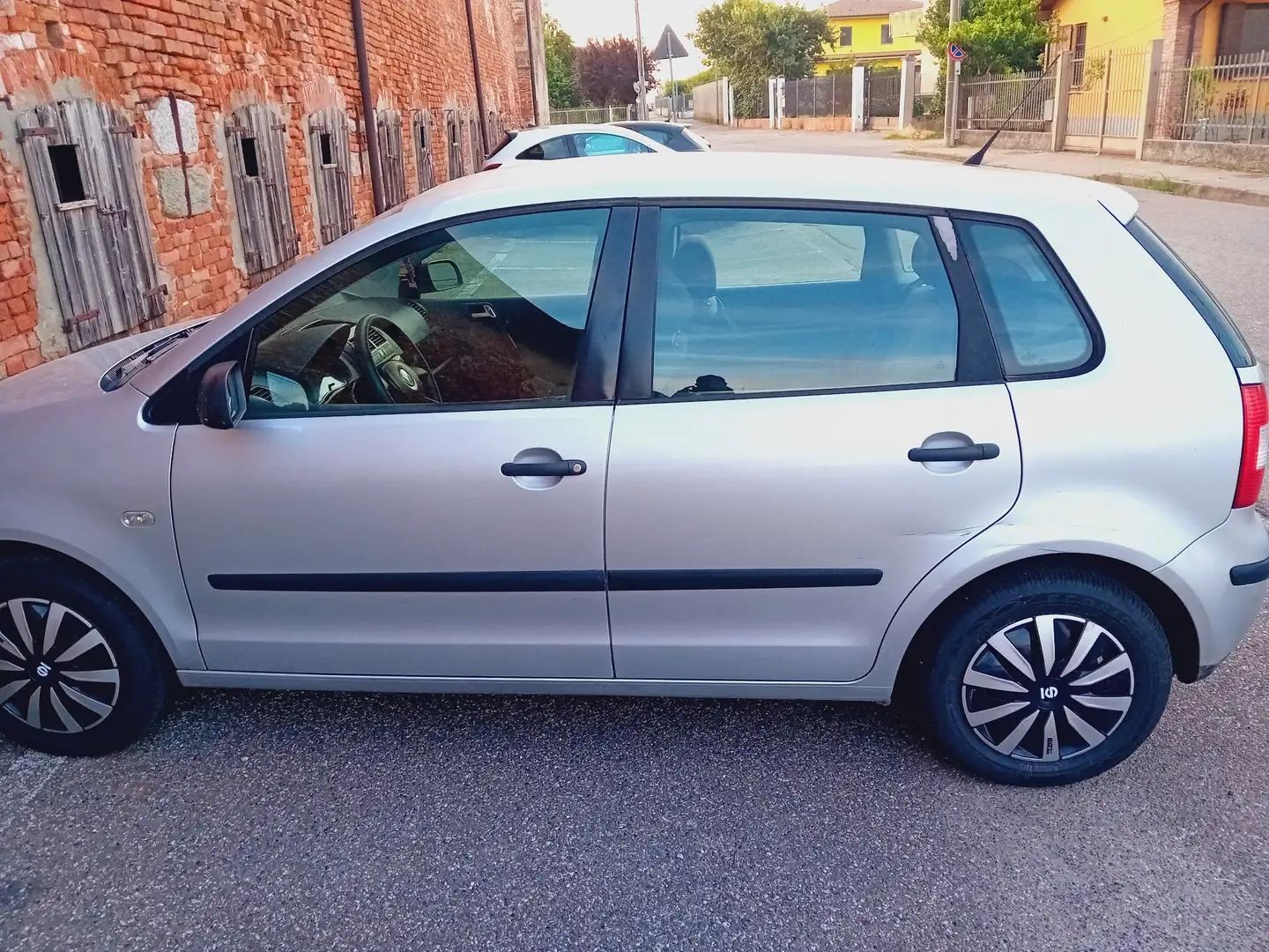 Volkswagen Polo TDI 100 Carat - 1