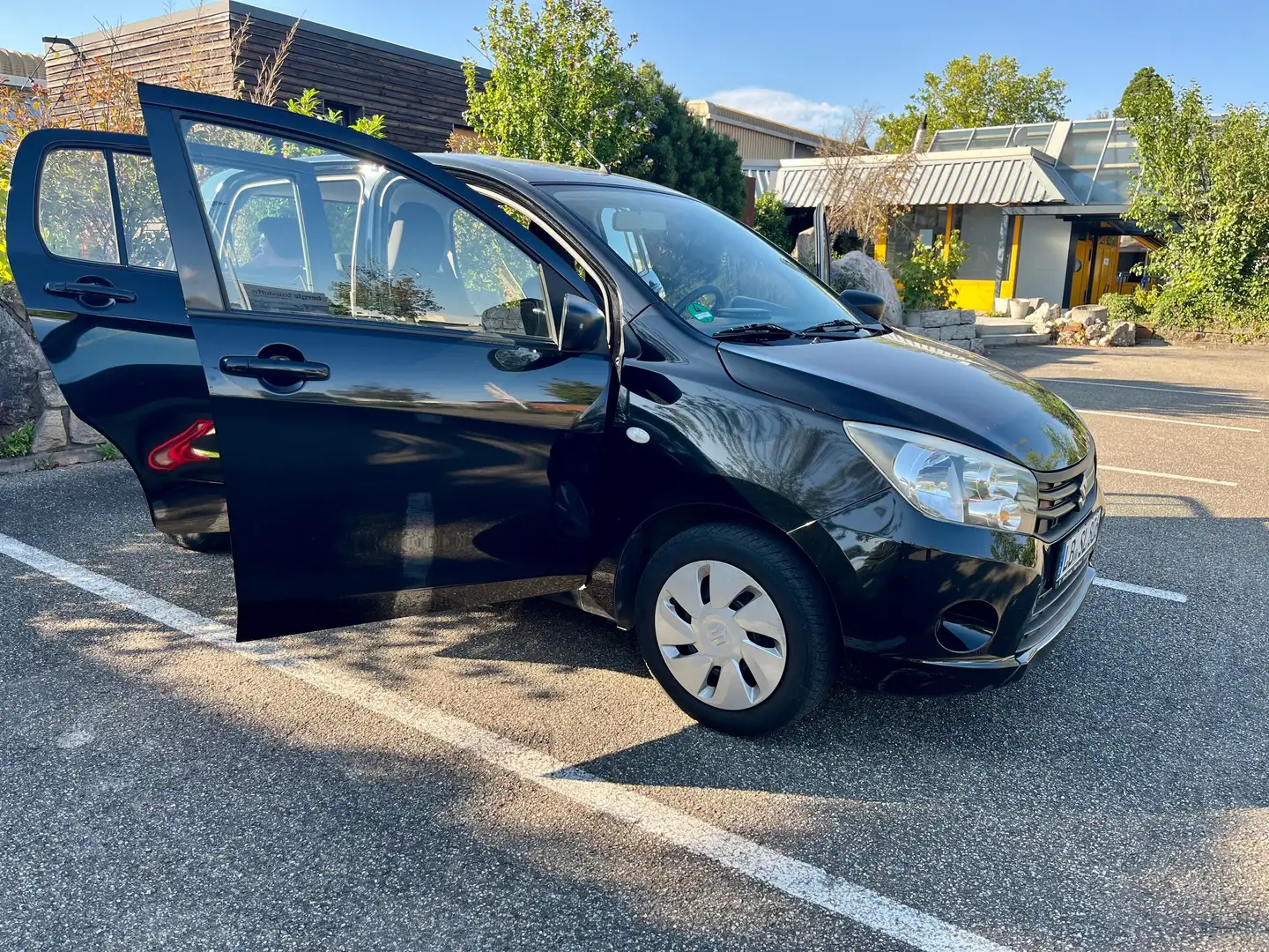 Suzuki Celerio Celerio 1.0 Club Schwarz - 2