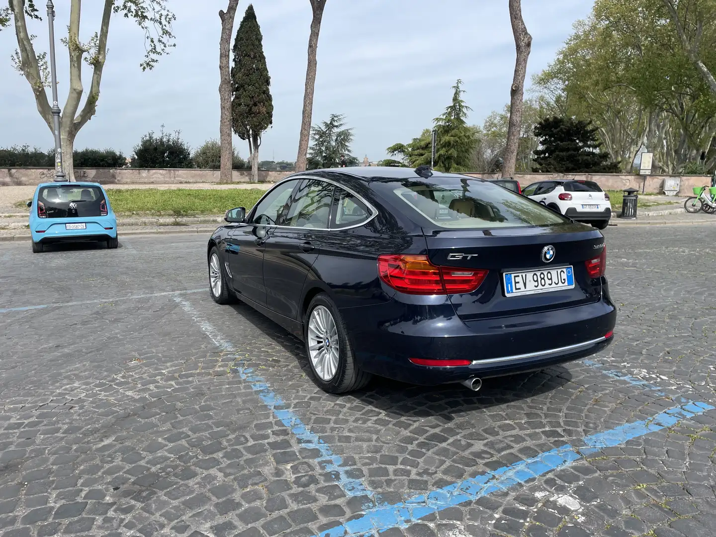 BMW 320 320d Gran Turismo LUXURY Blu/Azzurro - 2