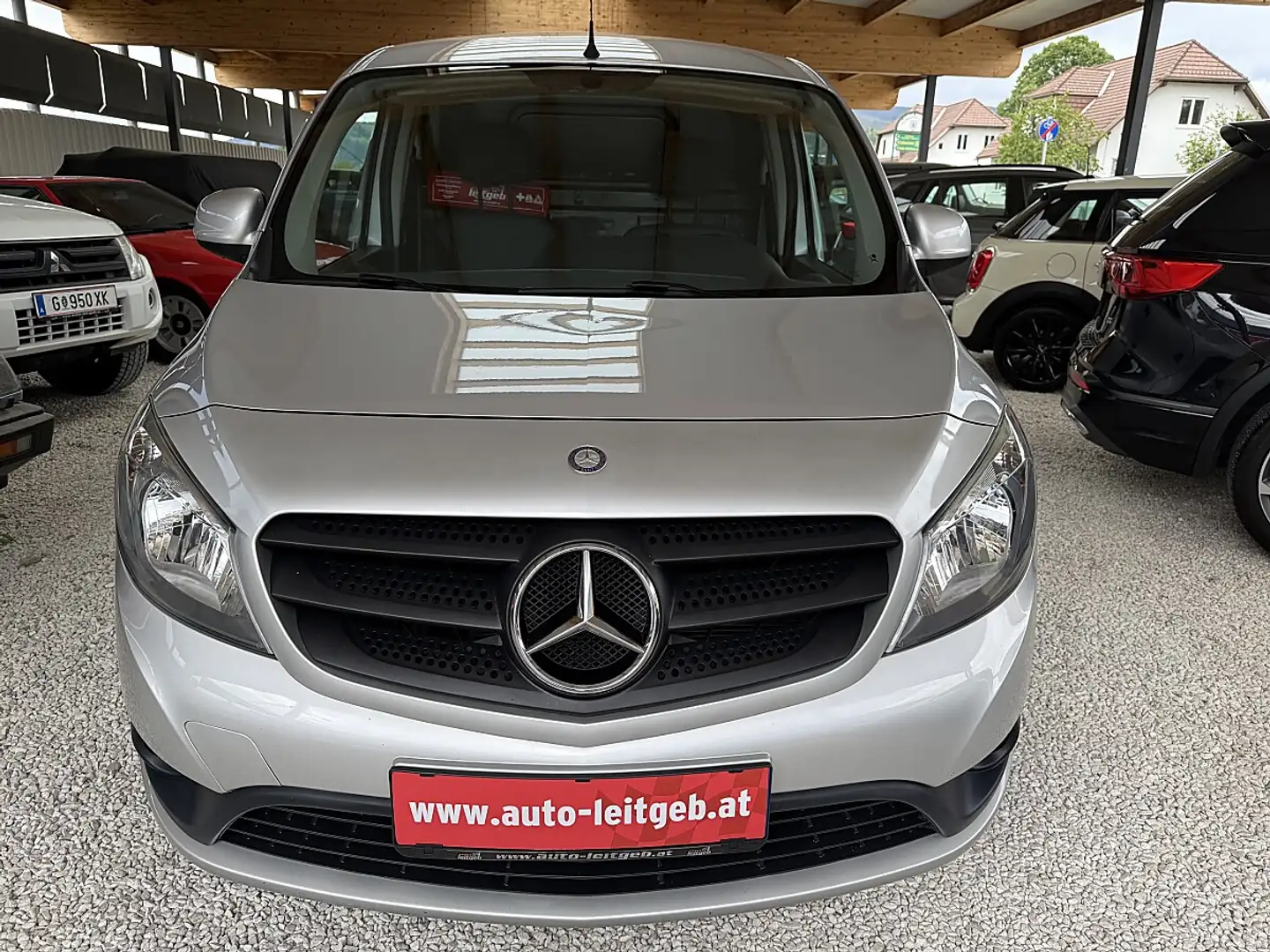 Mercedes-Benz Citan Bus 109 CDI Grau - 2