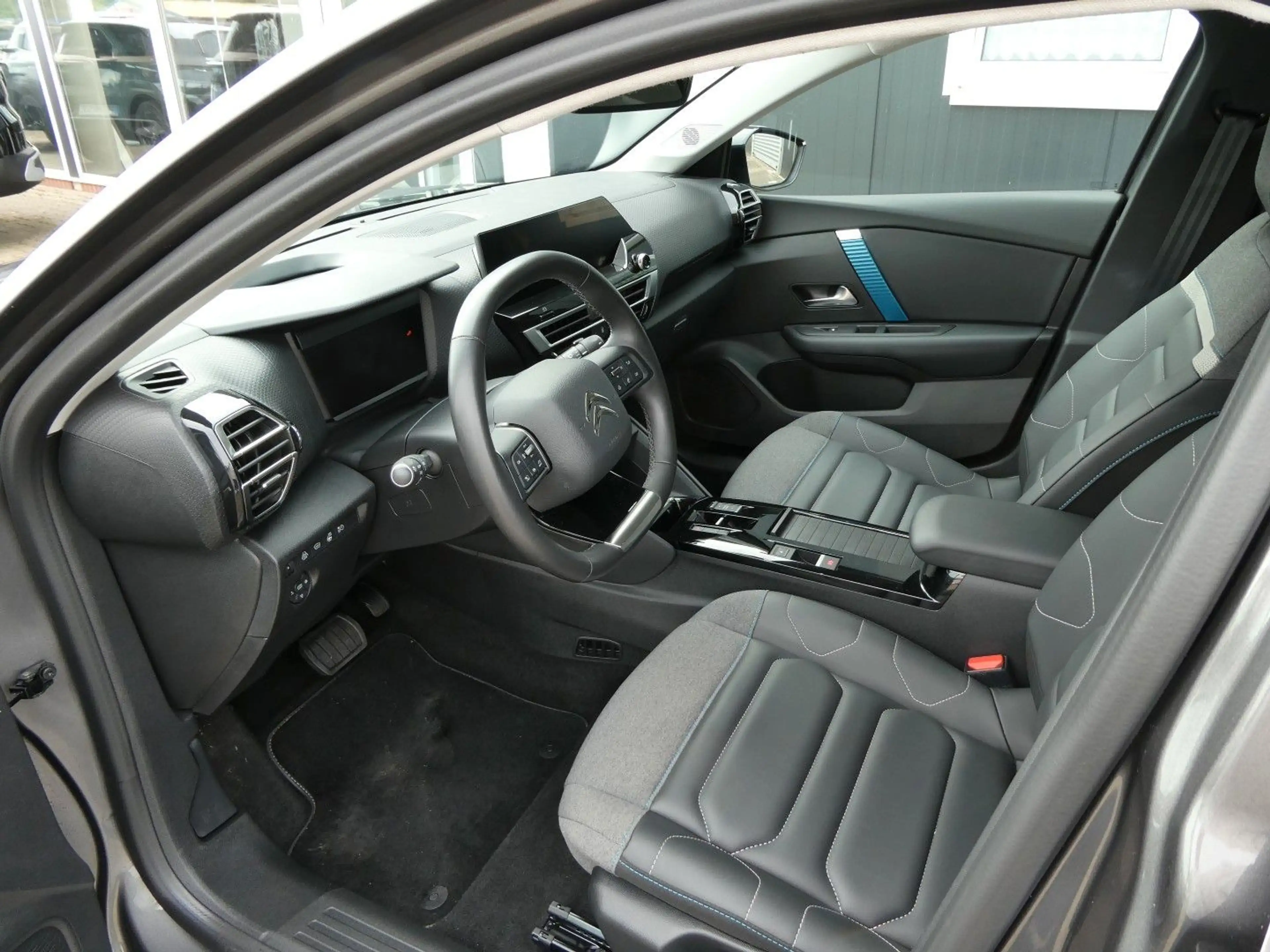 Citroen C4 Lim. ë- Shine — photo 5