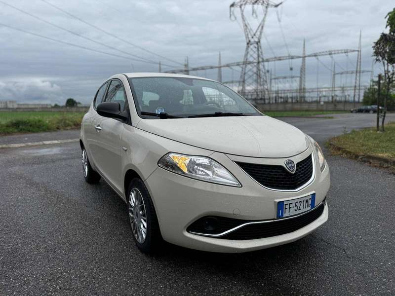 Lancia Ypsilon GPL