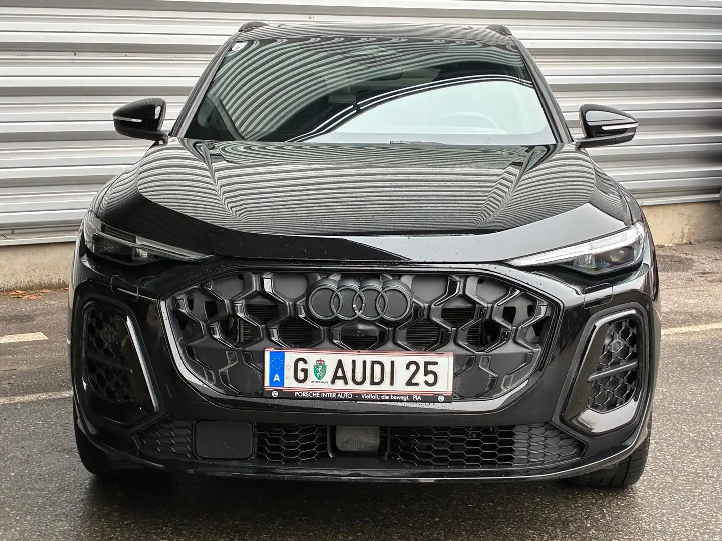 Audi Q5 SUV TDI quattro 150 kW Schwarz - 2