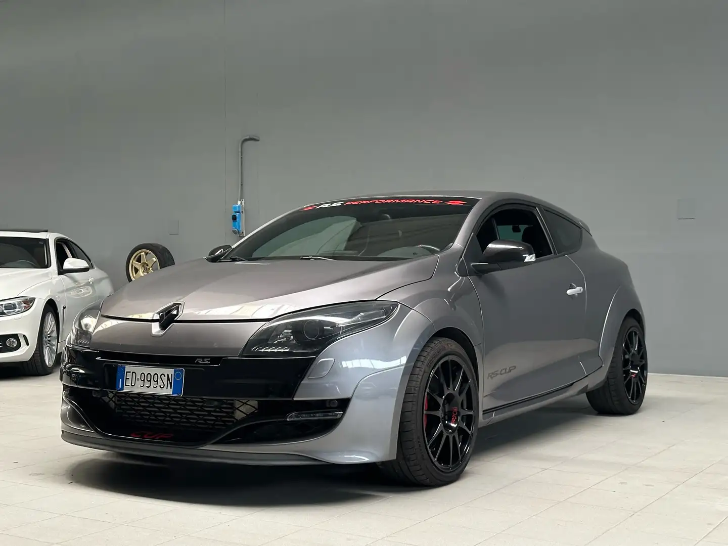 Renault Megane RS 250cv Grau - 1