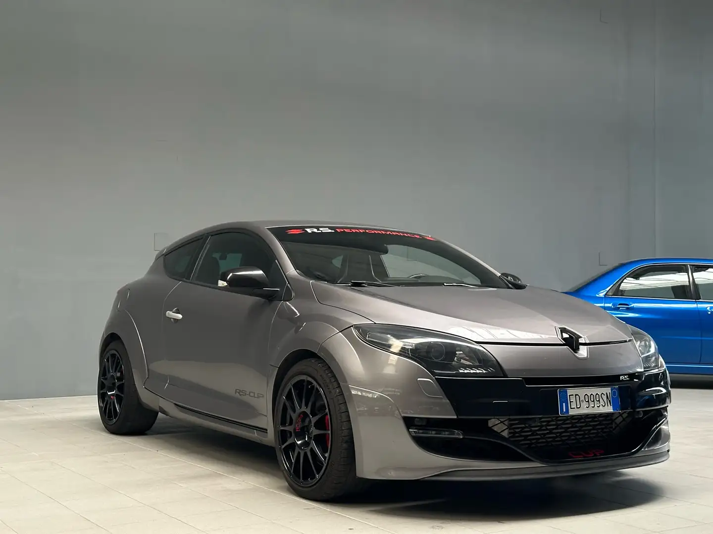 Renault Megane RS 250cv Grau - 2
