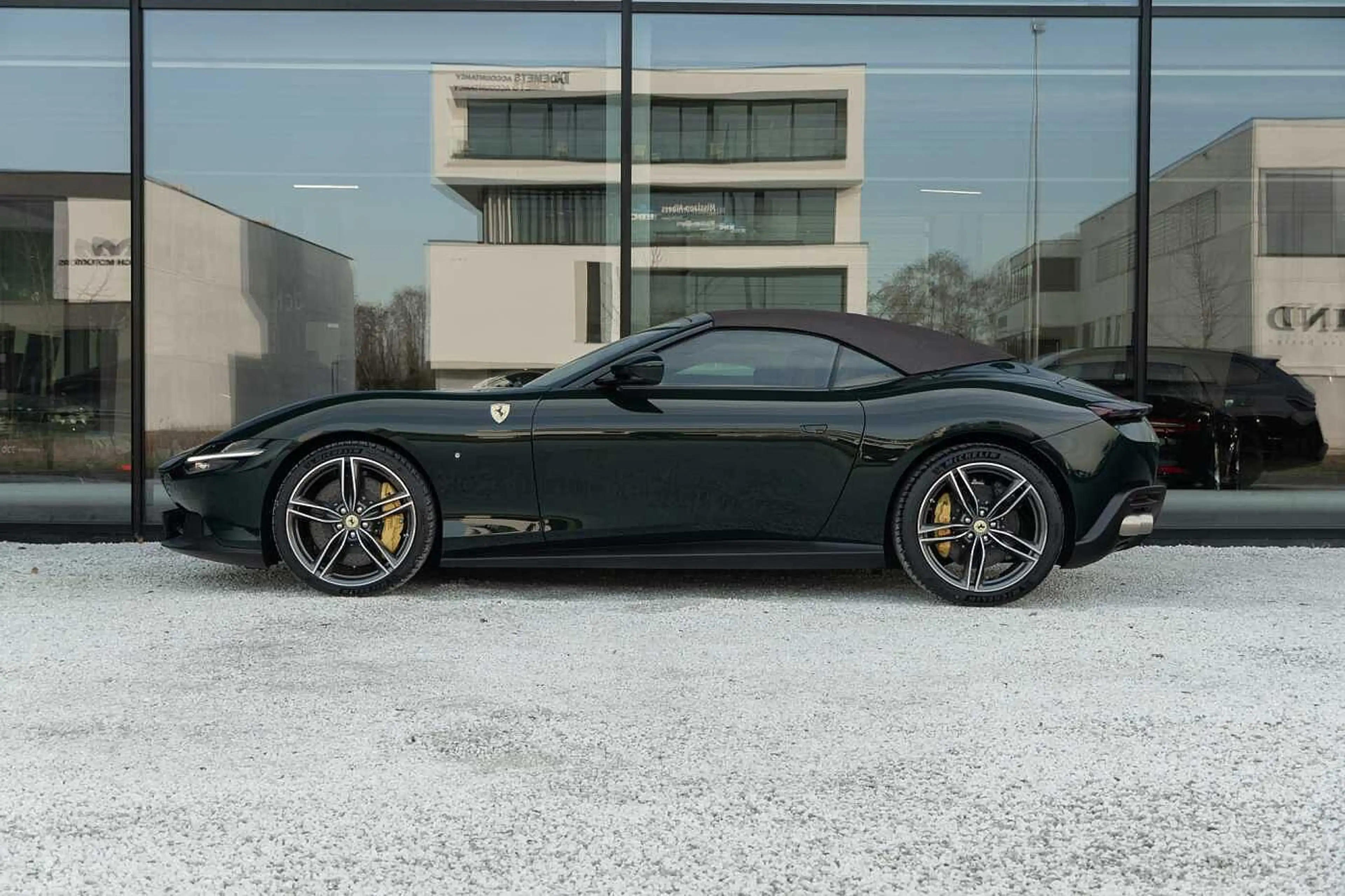 Ferrari Roma Spider Classic Color Verdi Daytona Seats JBL Sound — photo 13