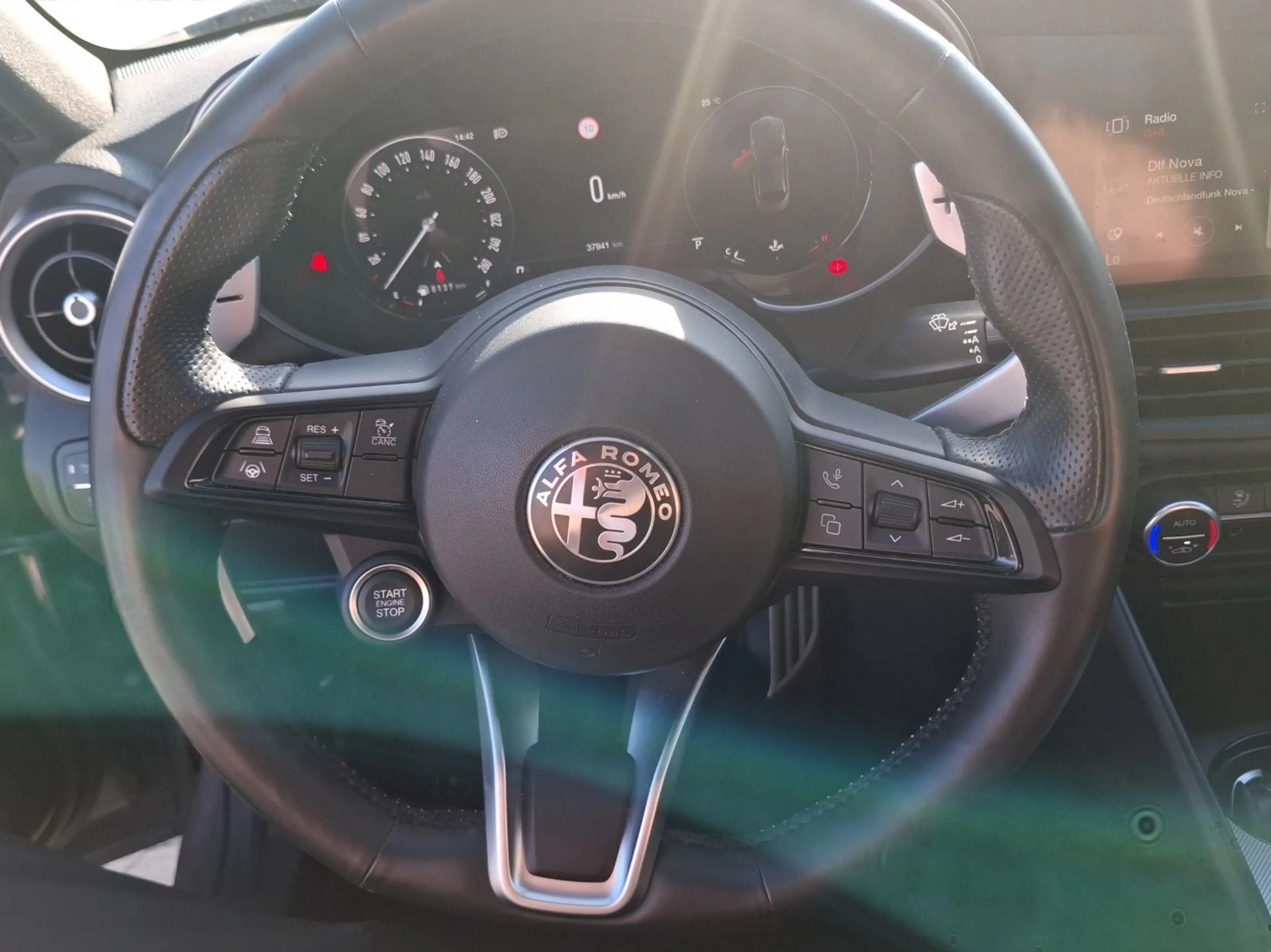 Alfa Romeo Giulia Veloce Q4 2.0 Turbo 16V Kam.+KeyLess+SHZ — photo 11