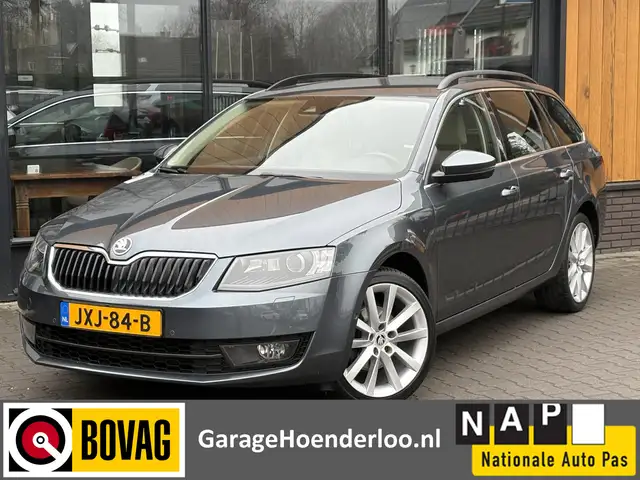 Skoda Octavia Combi 1.0 TSI Apple Carplay, Cruise control, Stoel