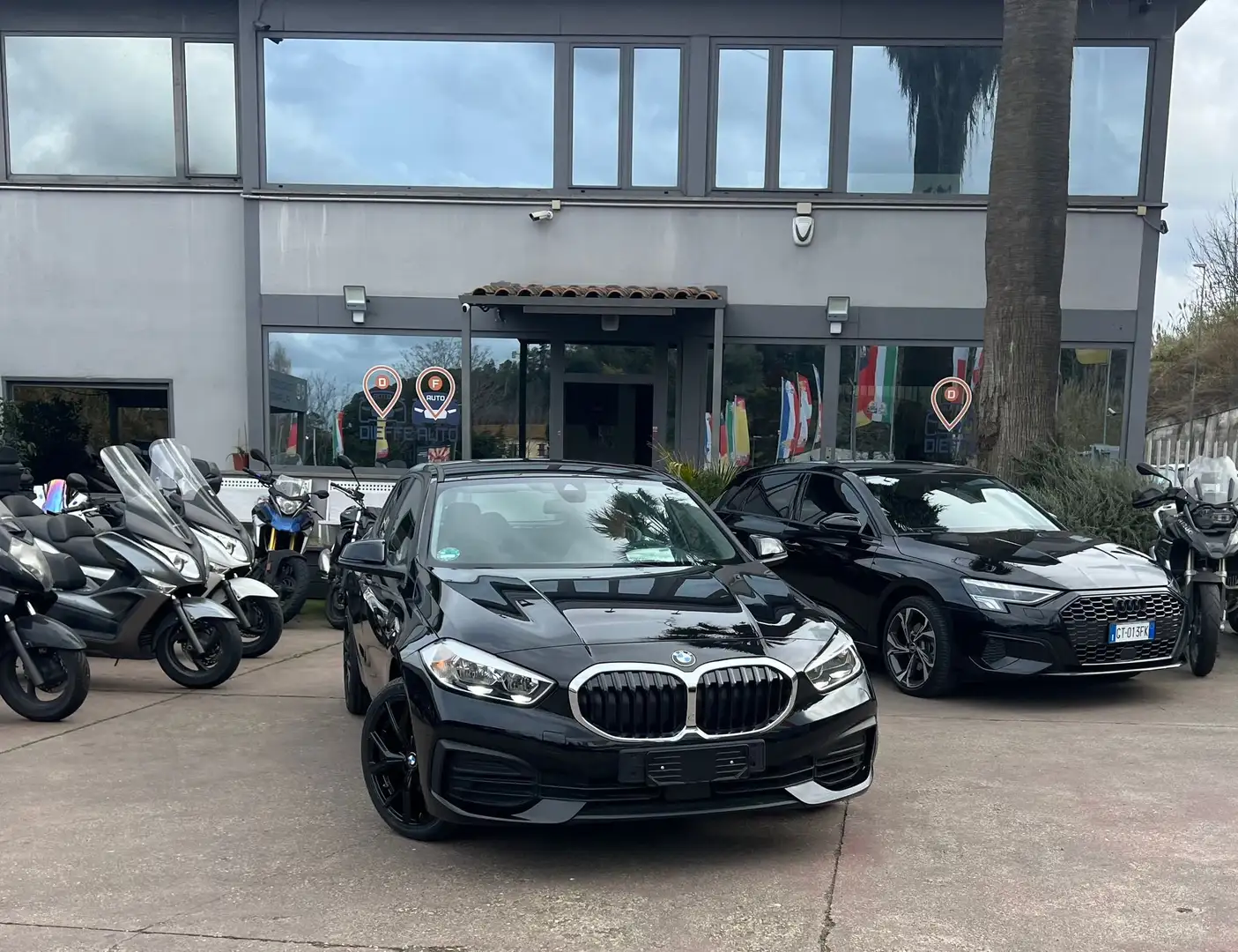 BMW 118 Advantage Negro - 2