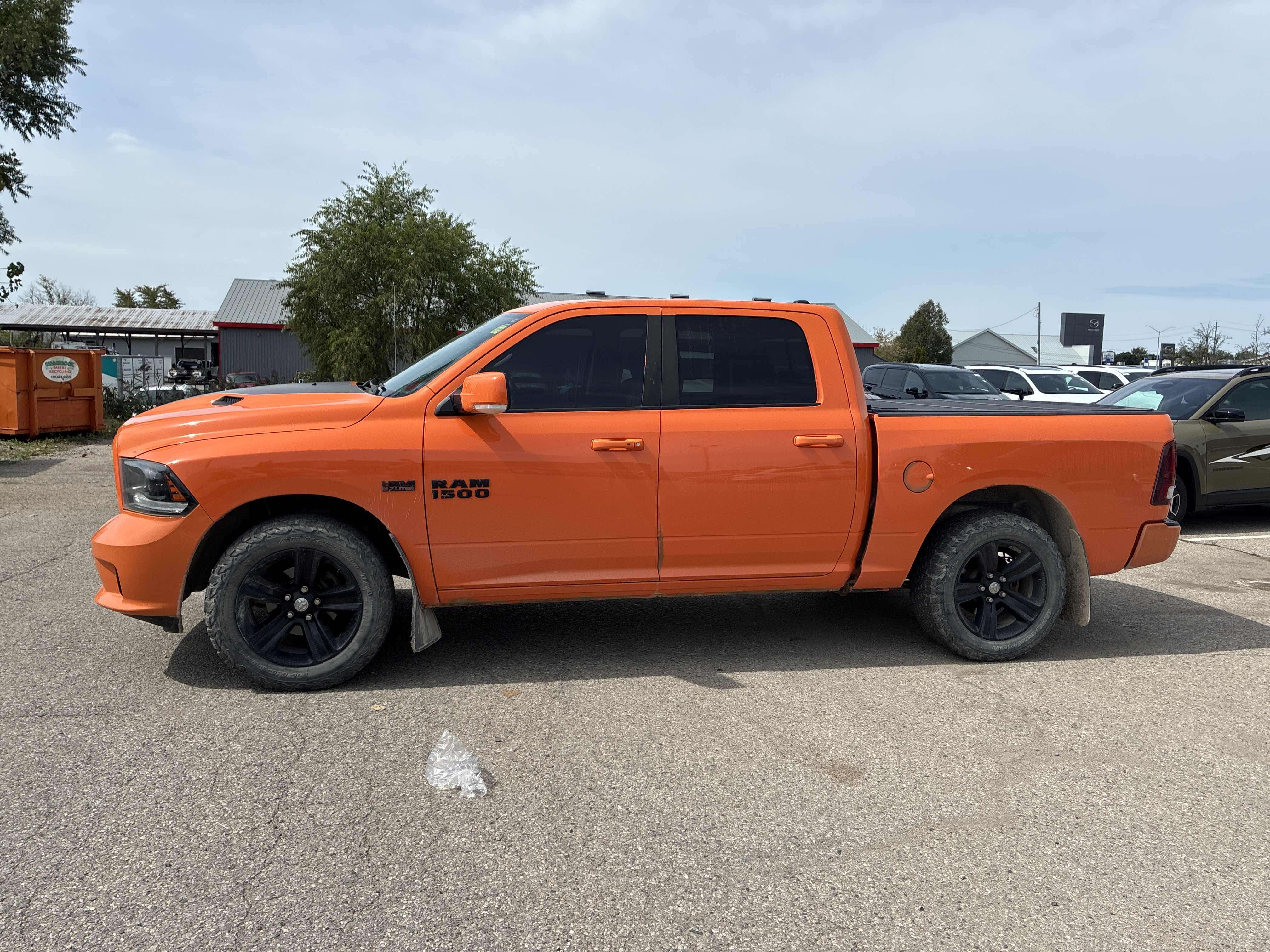 2015 RAM 1500 SPORT | IGNITION ORANGE PKG | COMFORT PKG |SUNROOF — снимка 1