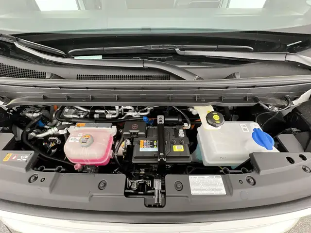 Kia PV5 Cargo view 19