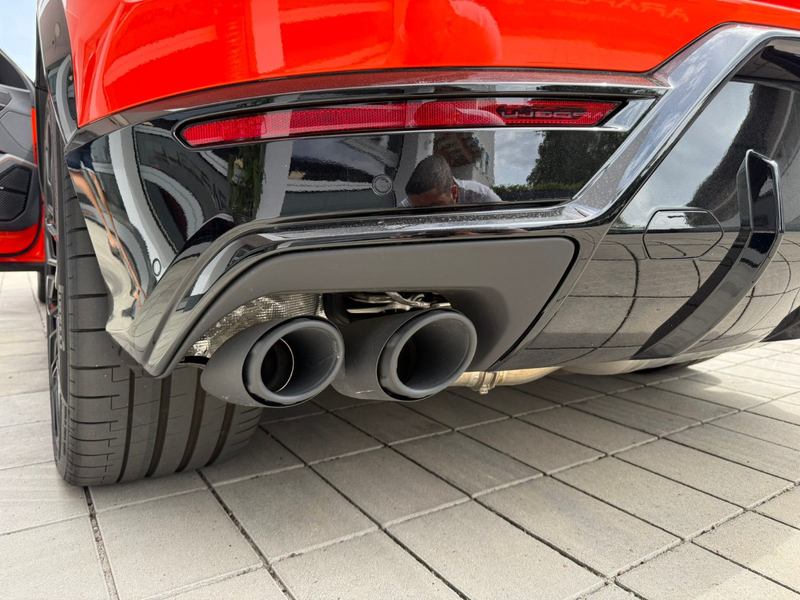 Lamborghini Urus 4.0 V8 SE *BO*AKRA*CARBON*UPE 370K*PANO*TV — photo 9