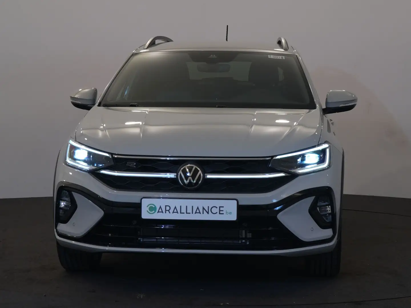 Volkswagen Taigo R-Line 1.0TSI|DSG|NavByAPP|MATRIXLed|ACCStop&amp;g Gris - 2