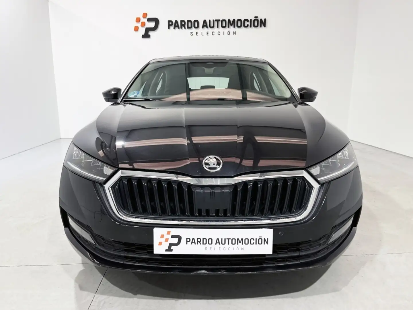Skoda Octavia 1.5 TSI MHEV Ambition DSG Negro - 2