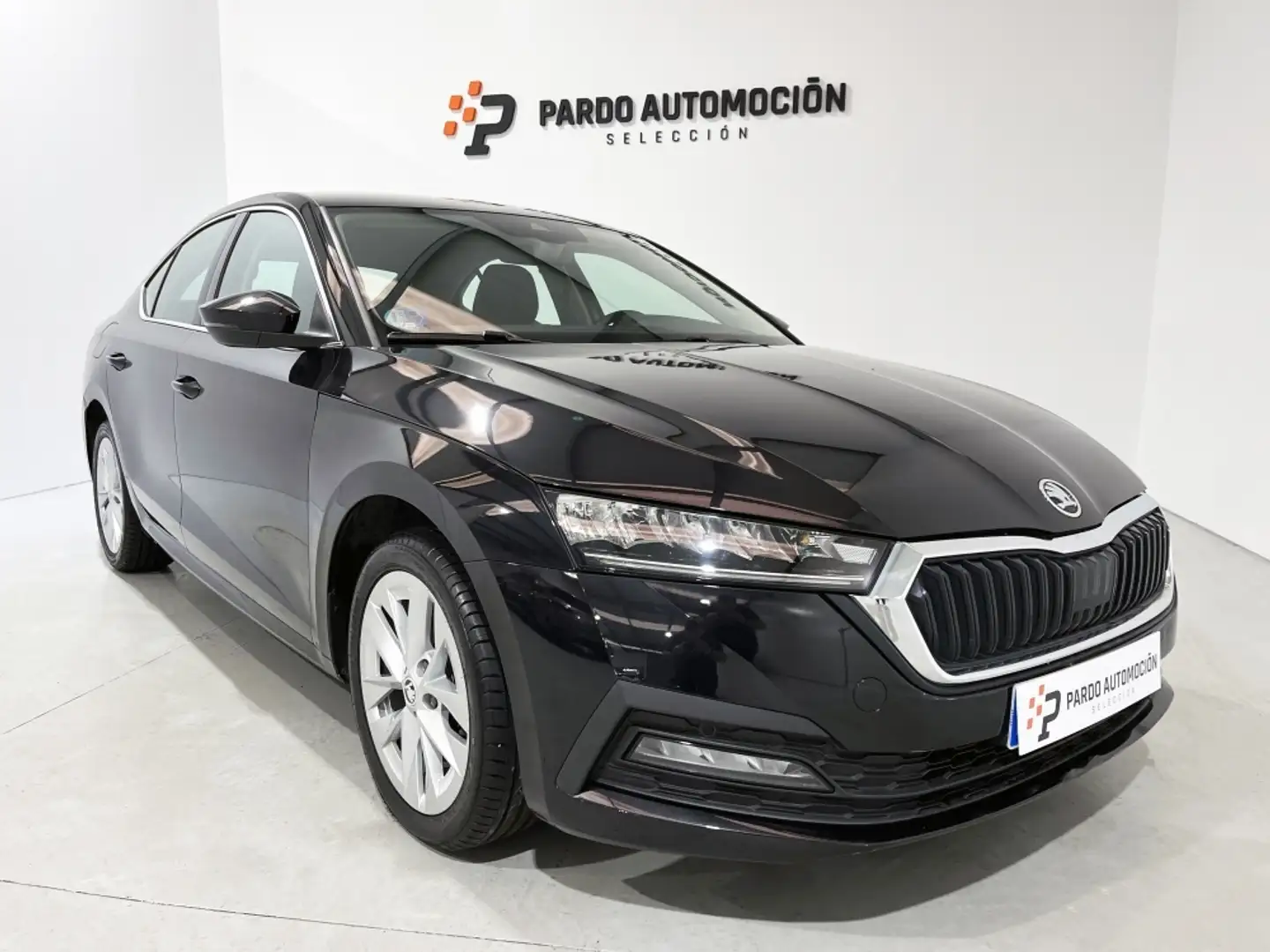 Skoda Octavia 1.5 TSI MHEV Ambition DSG Negro - 1