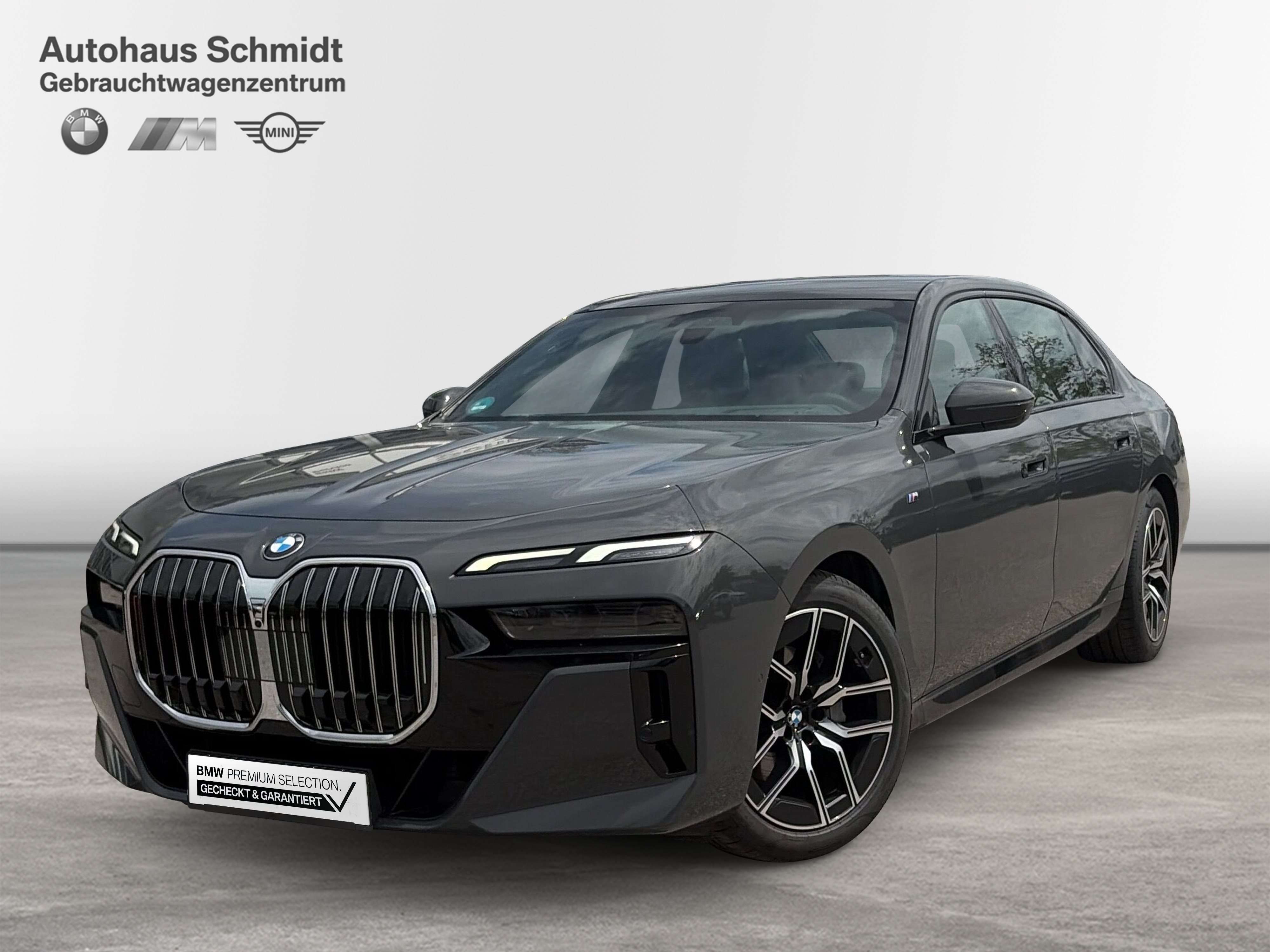 2024 BMW 740