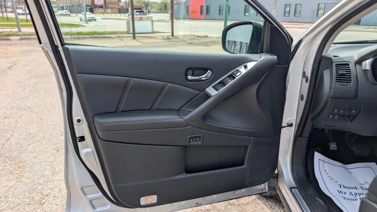 Nissan Murano снимка Nissan Murano