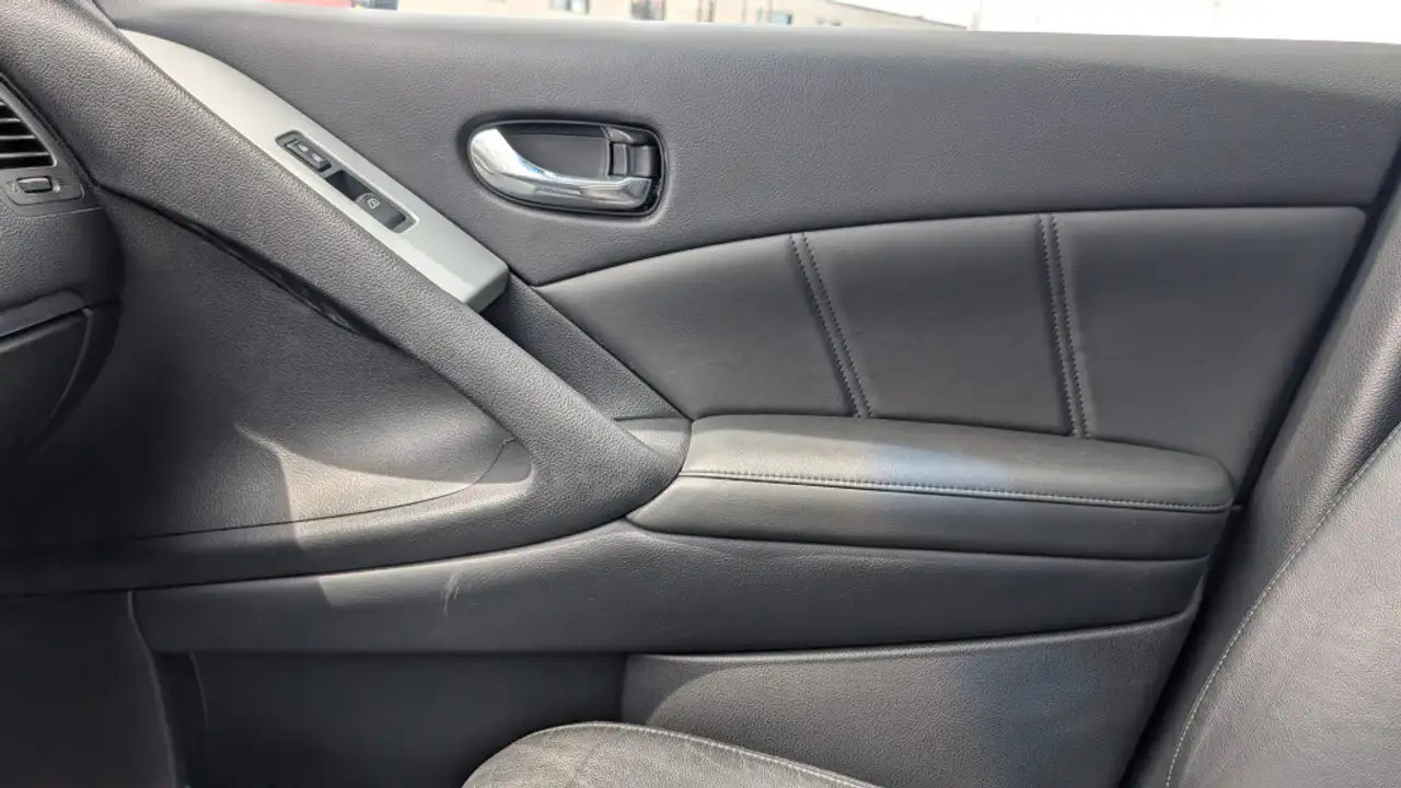 Nissan Murano снимка Nissan Murano