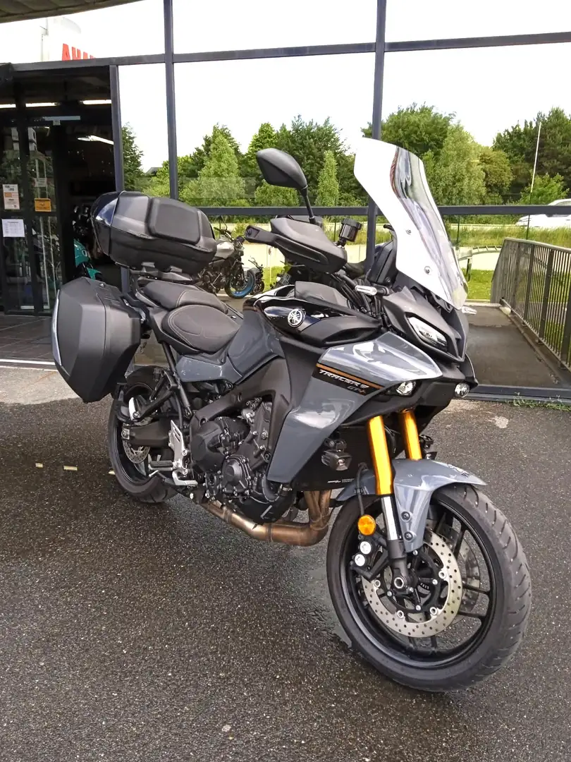 Yamaha Tracer 9 GT Grau - 1