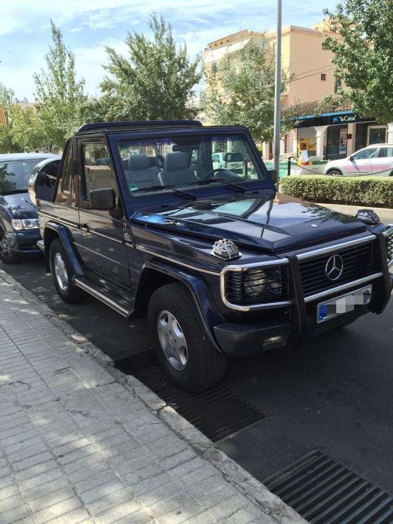 Second hand Mercedes Benz G-Class 300