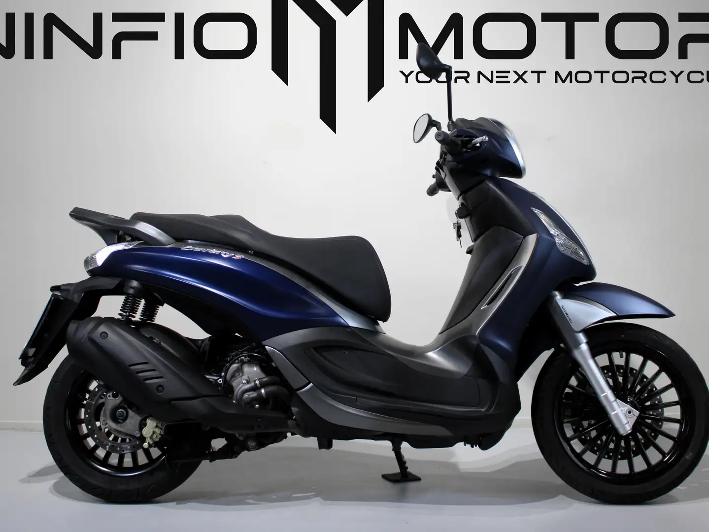 Piaggio Beverly 300 - 1