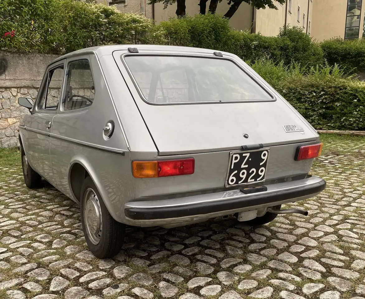 Fiat 127 Special Berline (s3), foto 3