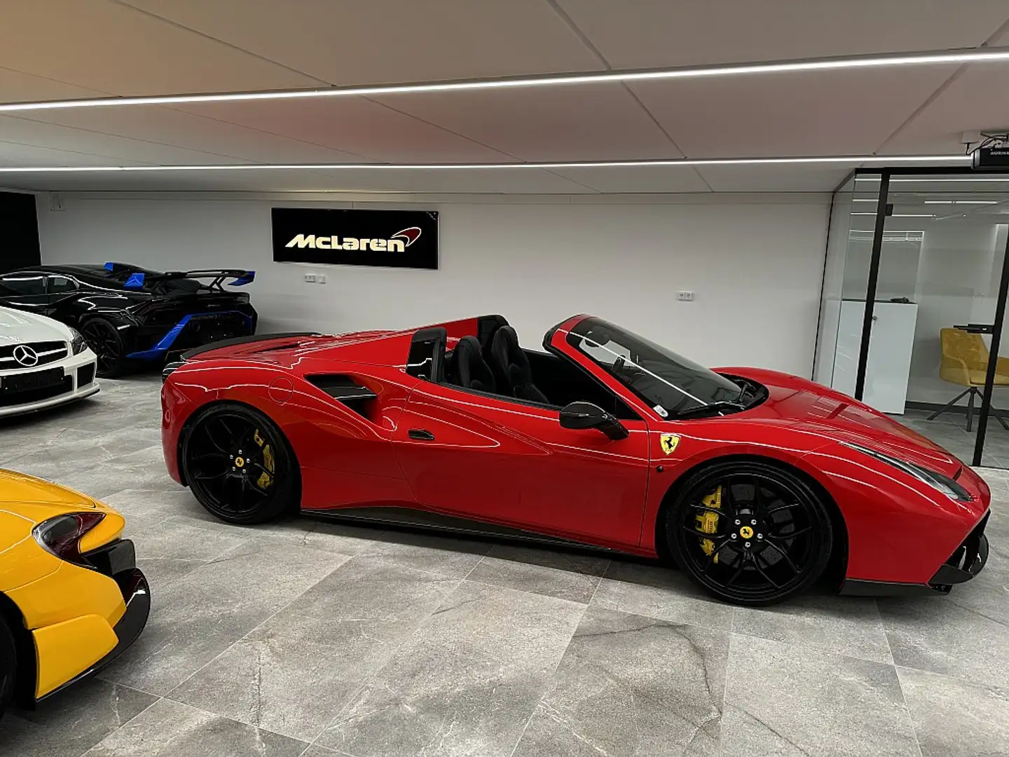 Ferrari 488 Spider Novitec 1 Besitz max. Carbon Rot - 1