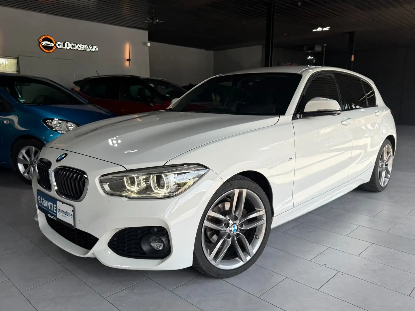 BMW 118 d M Sport Shadow Aut. LED Alcantara Nav Tüv Weiß - 1