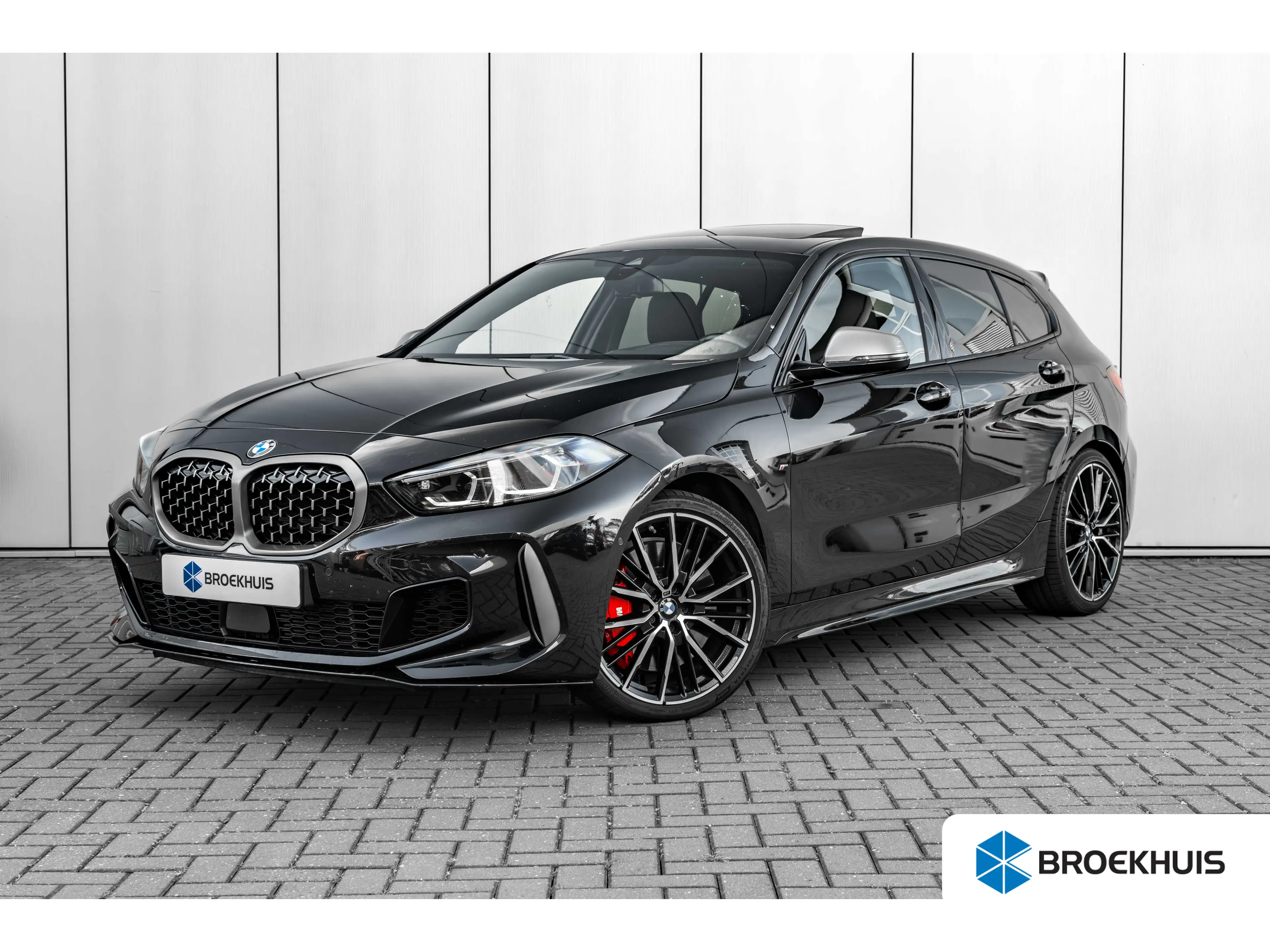 BMW 135 1 Serie M135i xDrive High Executive 306 PK | Panor