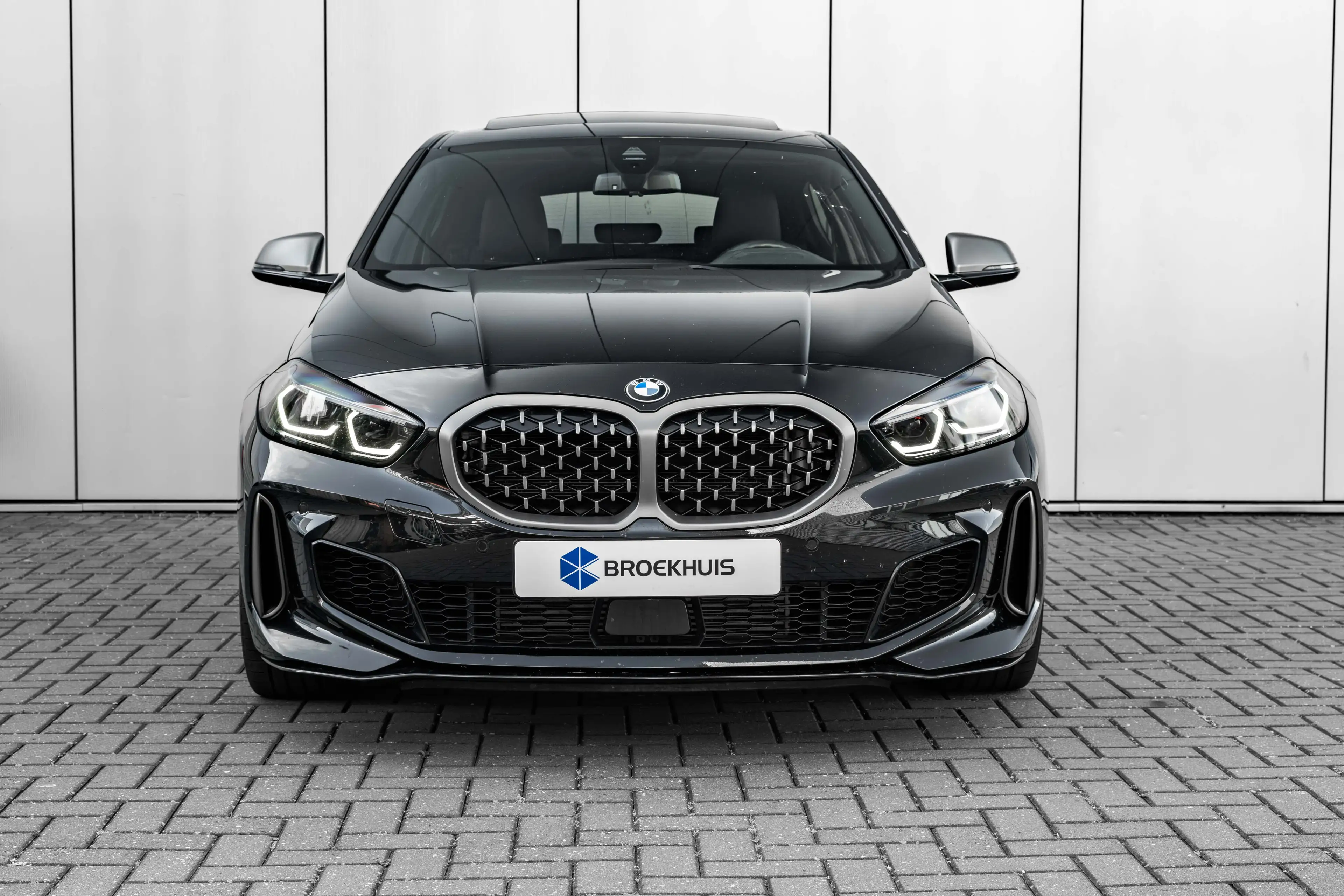BMW 135 1 Serie M135i xDrive High Executive 306 PK | Panor — photo 3