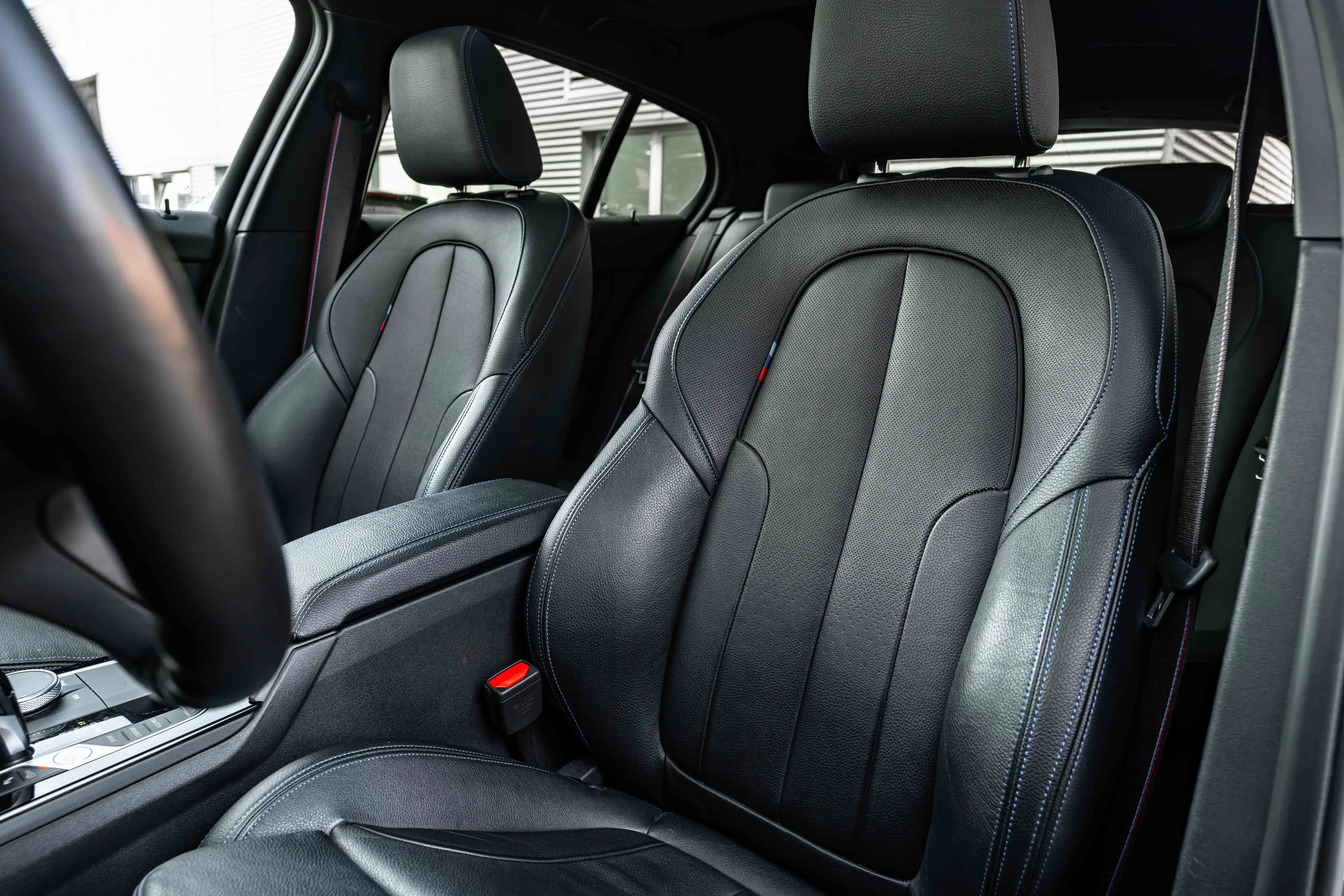 BMW 135 1 Serie M135i xDrive High Executive 306 PK | Panor — photo 8