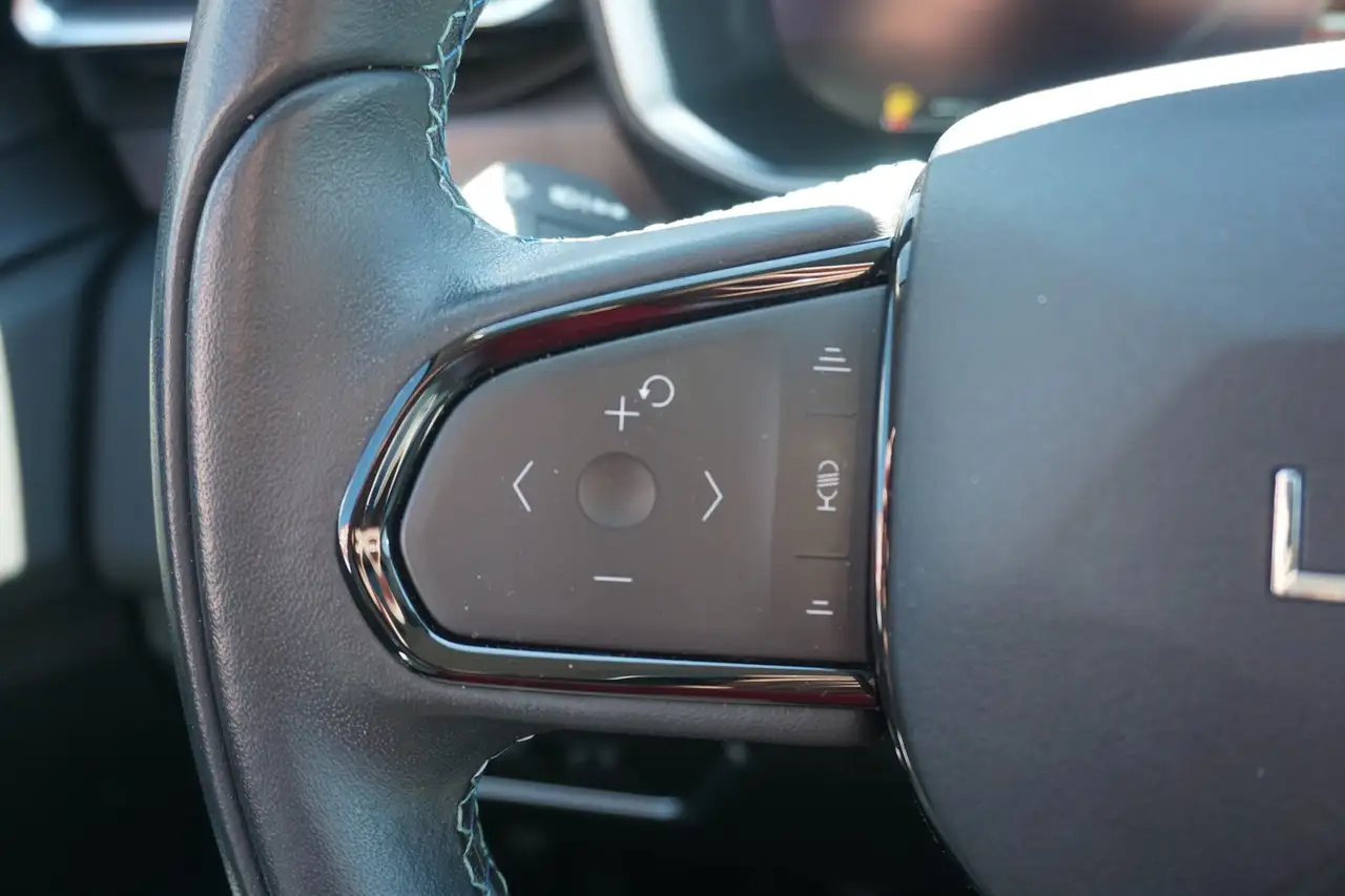 Lynk & Co 01 1.5 TD PHEV Aut. LED ACC 360° Pano, миниатюра 20