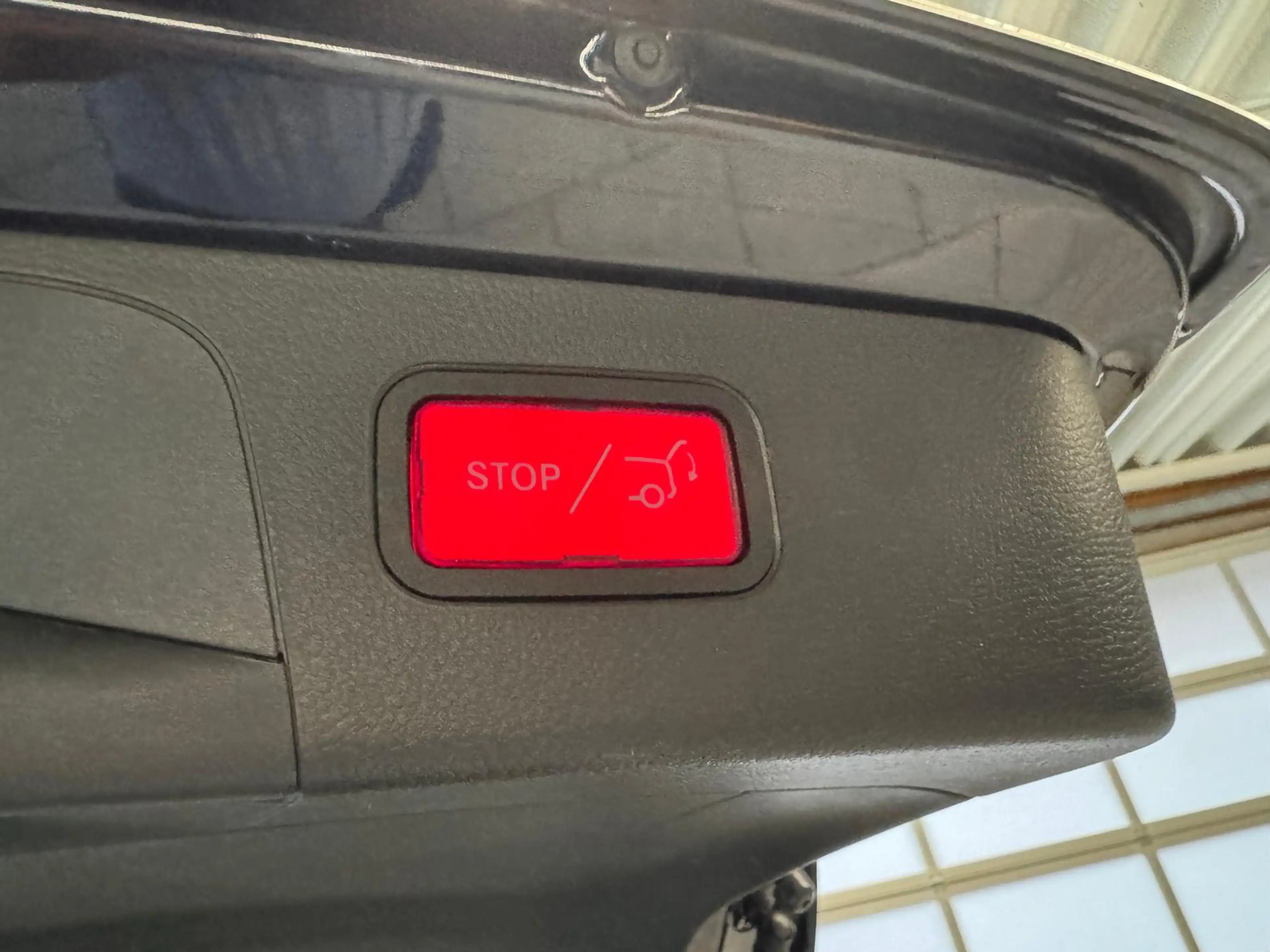 Mercedes-Benz GLC 250 4-Matic - AMG/ACC/360/AHK — photo 14