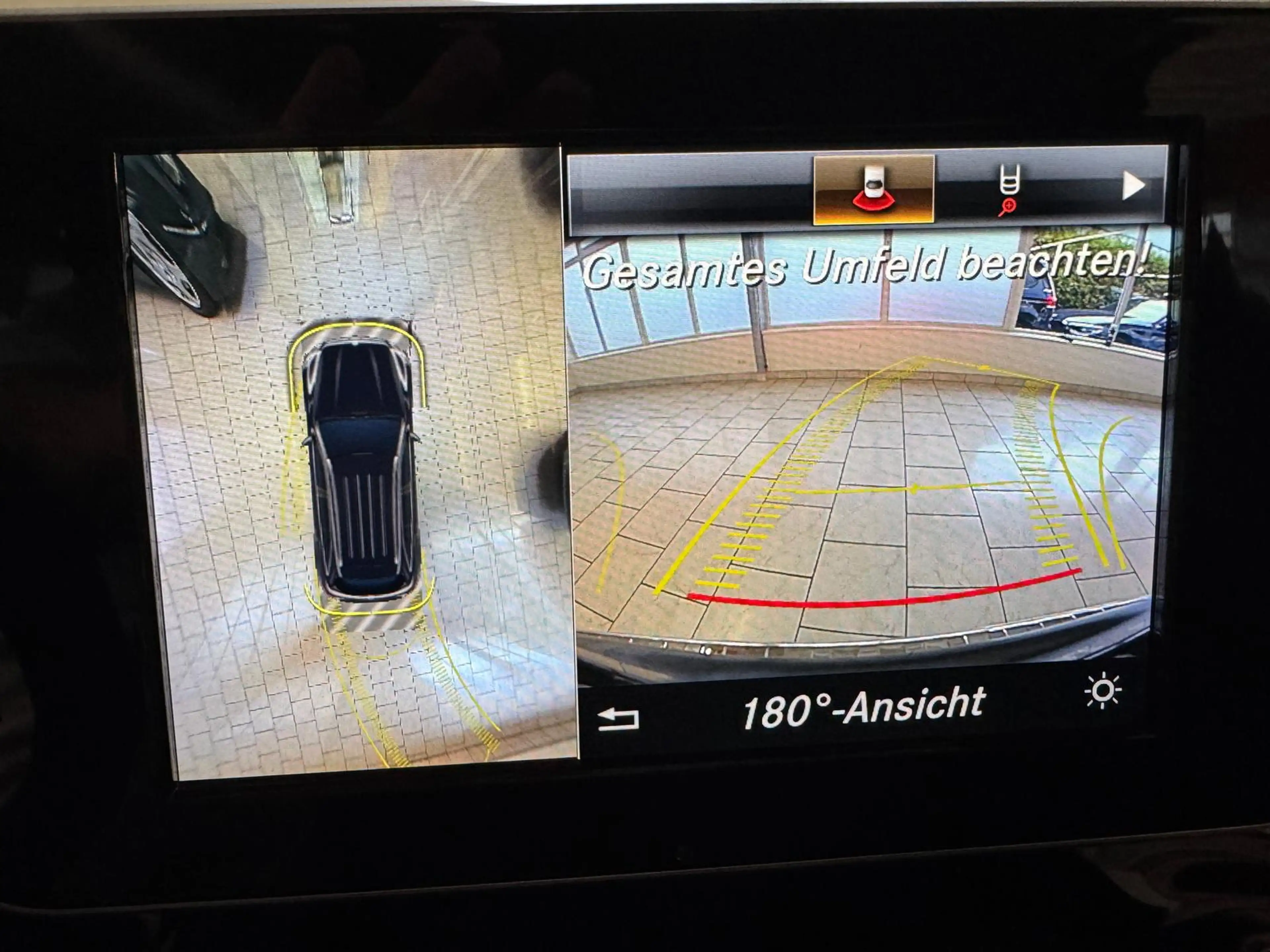 Mercedes-Benz GLC 250 4-Matic - AMG/ACC/360/AHK — photo 9