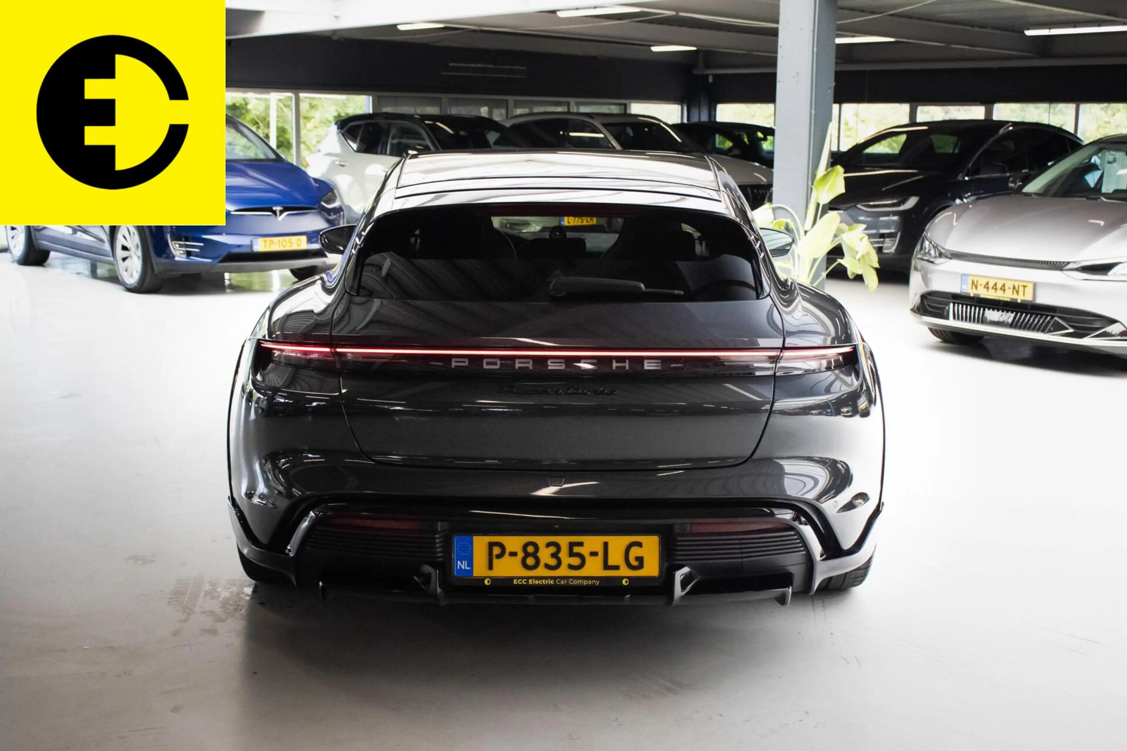 Porsche Taycan Cross Turismo Turbo 93 kWh | SOH 92.6% |Sportchron — photo 12